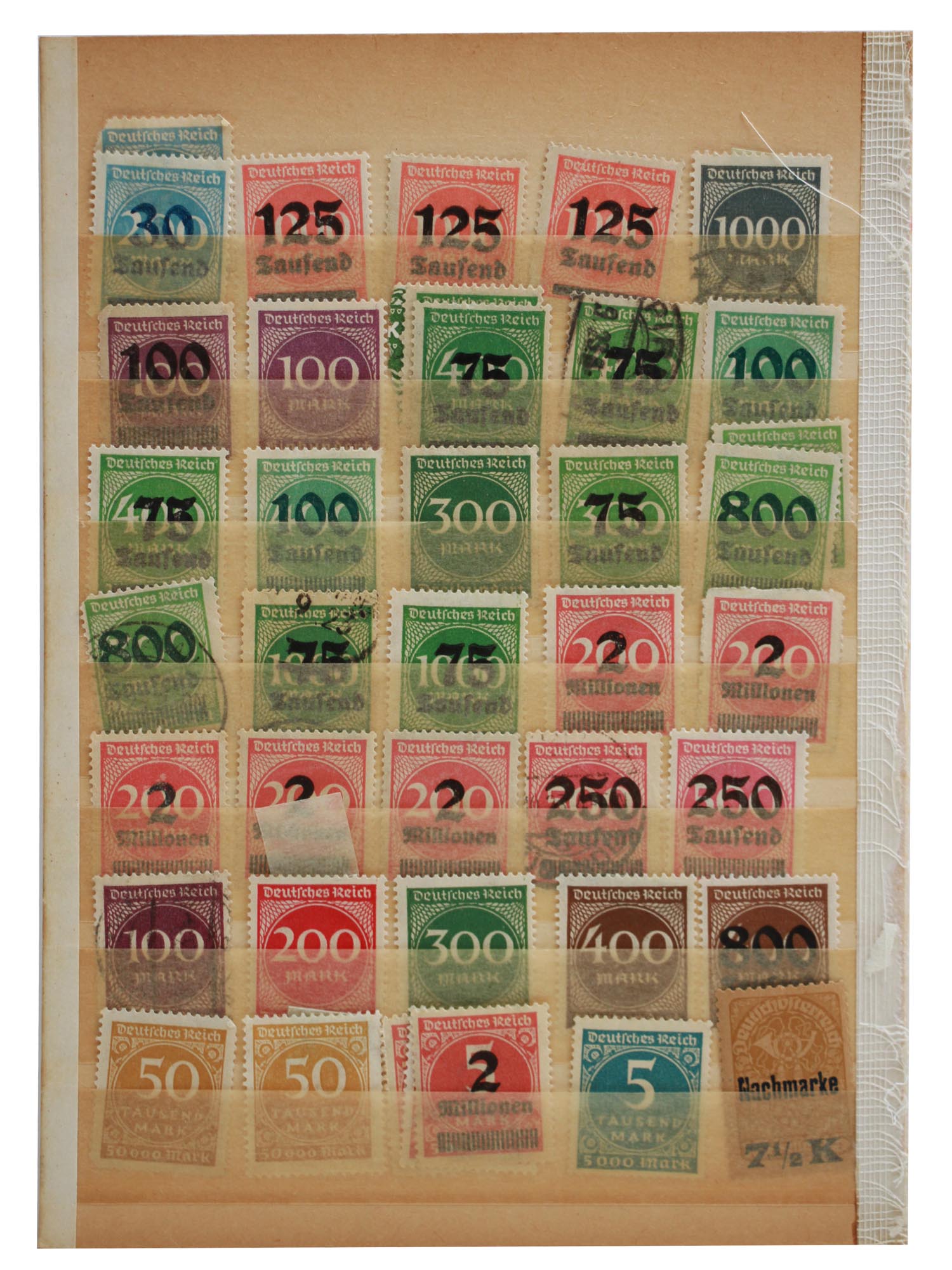 A SET OF VINTAGE GERMAN WEIMAR REPUBLIC STAMPS PIC-1