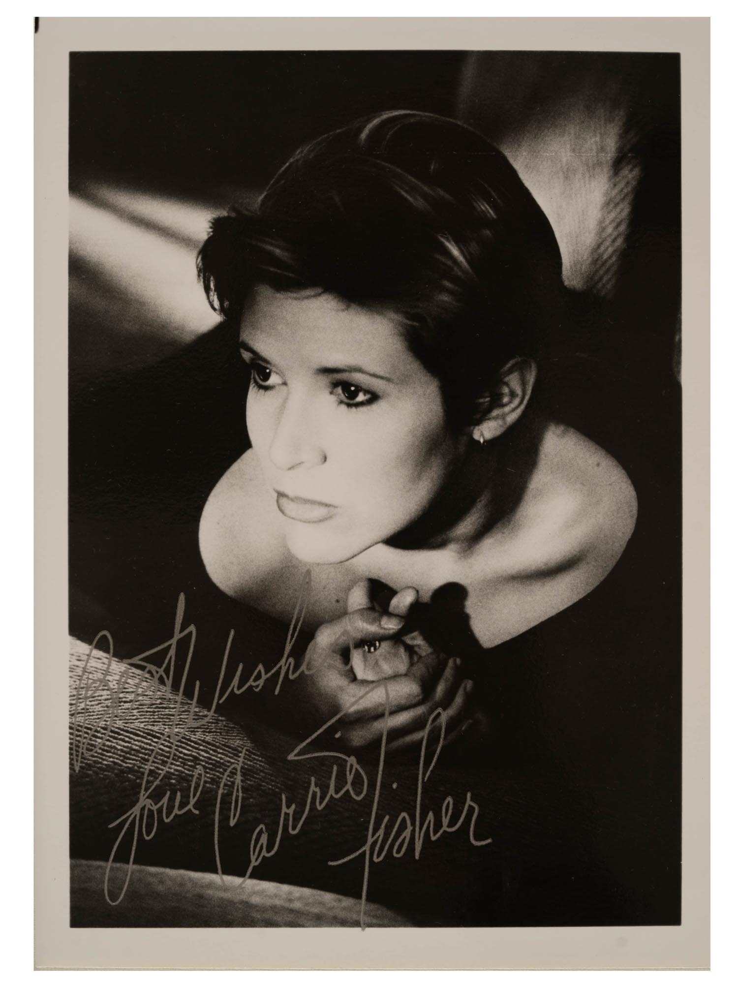 CARRIE FRANCES FISHER AUTOGRAPH PHOTO SIGNED PIC-0