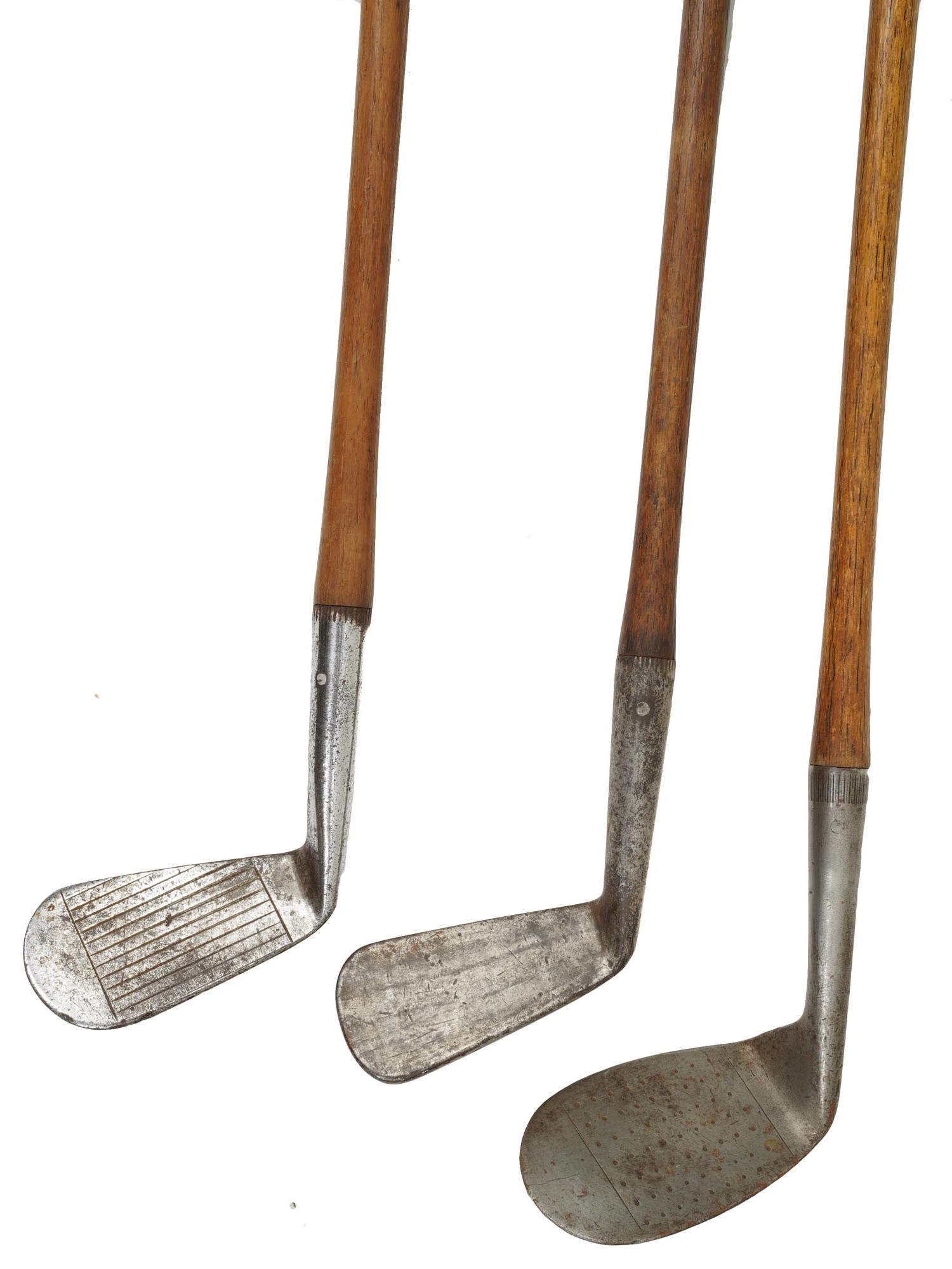 SEVEN VINTAGE GOLF CLUBS COLLECTION PIC-5