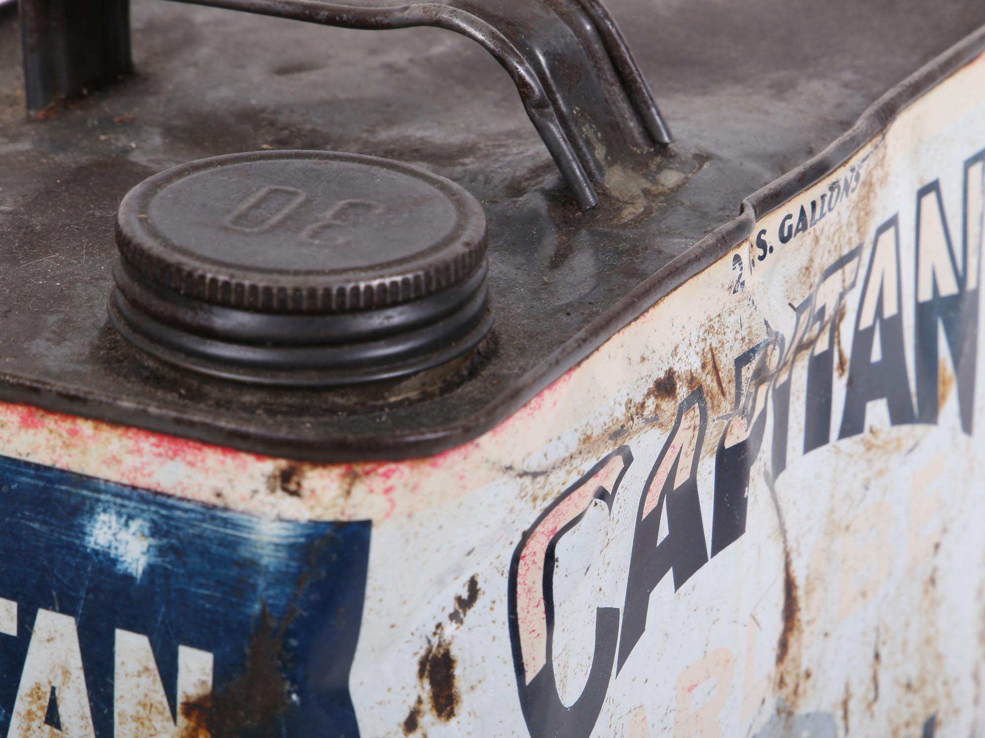 A COLLECTION OF SIX VINTAGE OIL CANS PIC-6