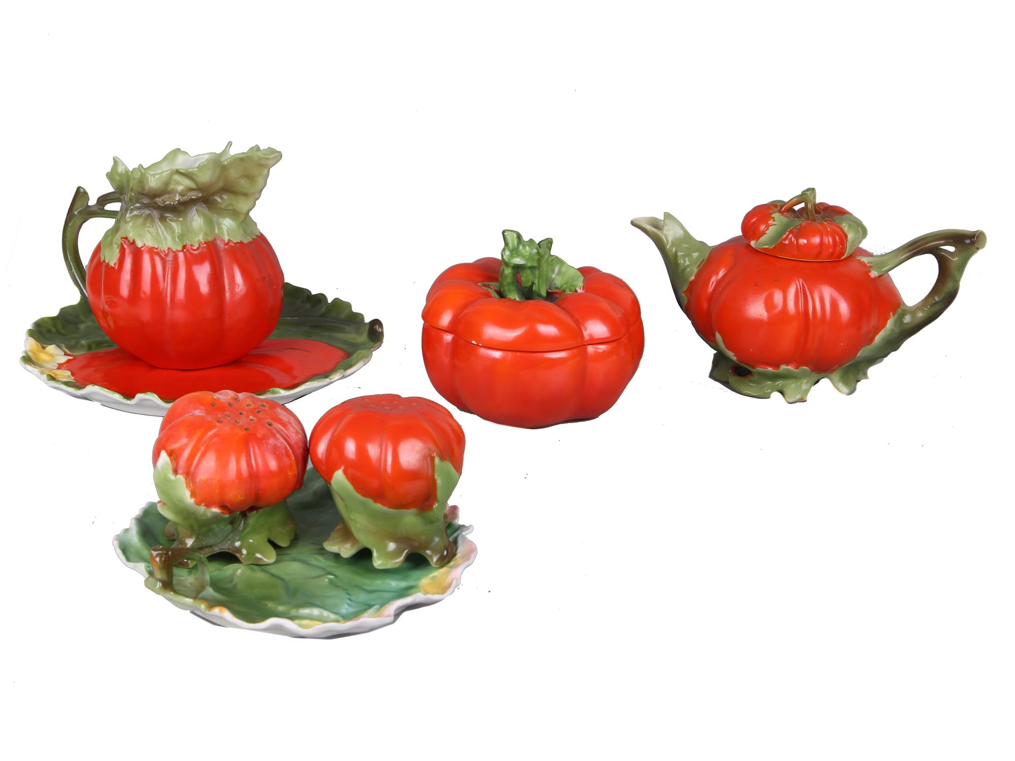 VINTAGE ROYAL BAYREUTH PORCELAIN TOMATO ITEMS PIC-0