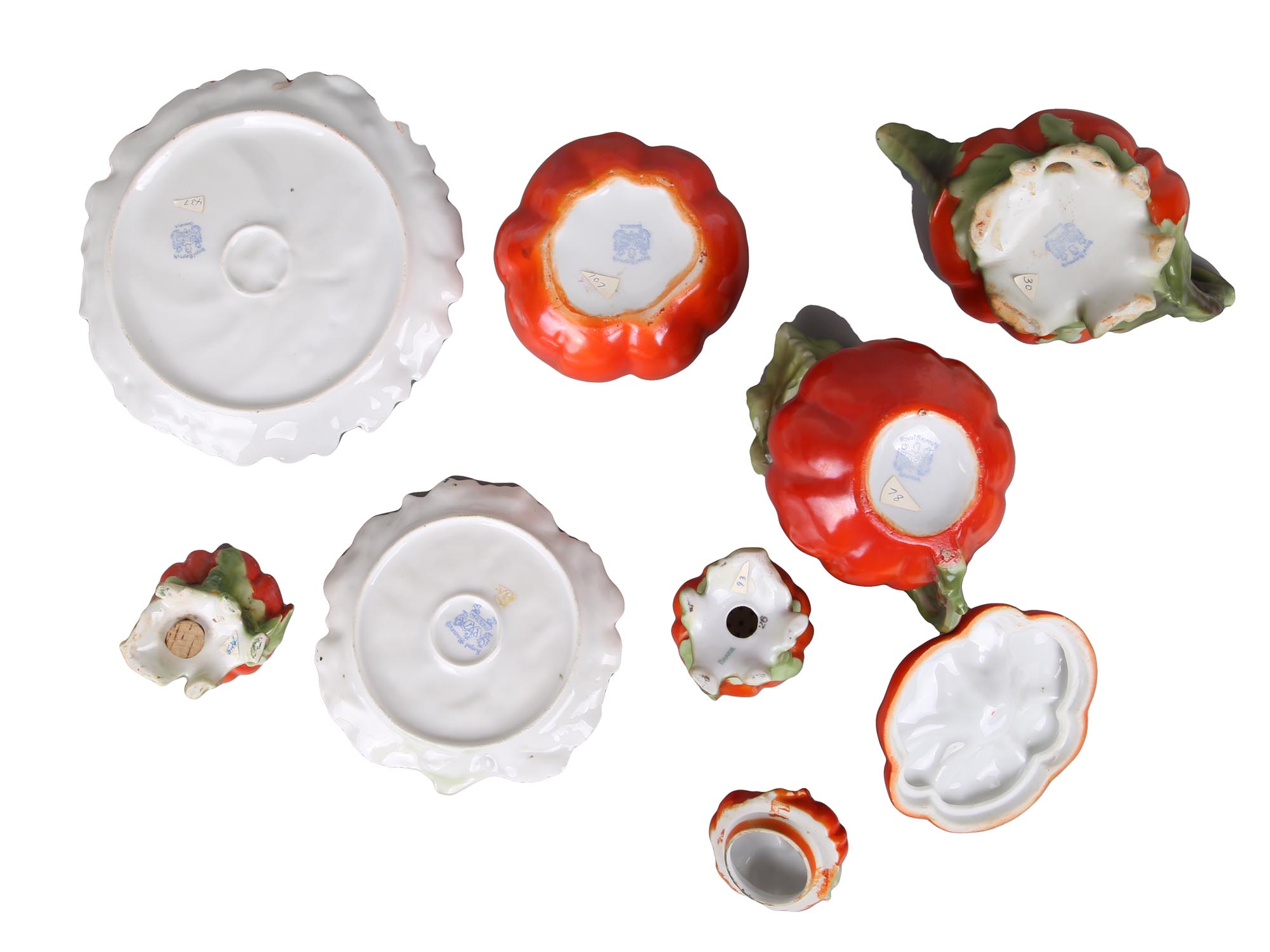 VINTAGE ROYAL BAYREUTH PORCELAIN TOMATO ITEMS PIC-3