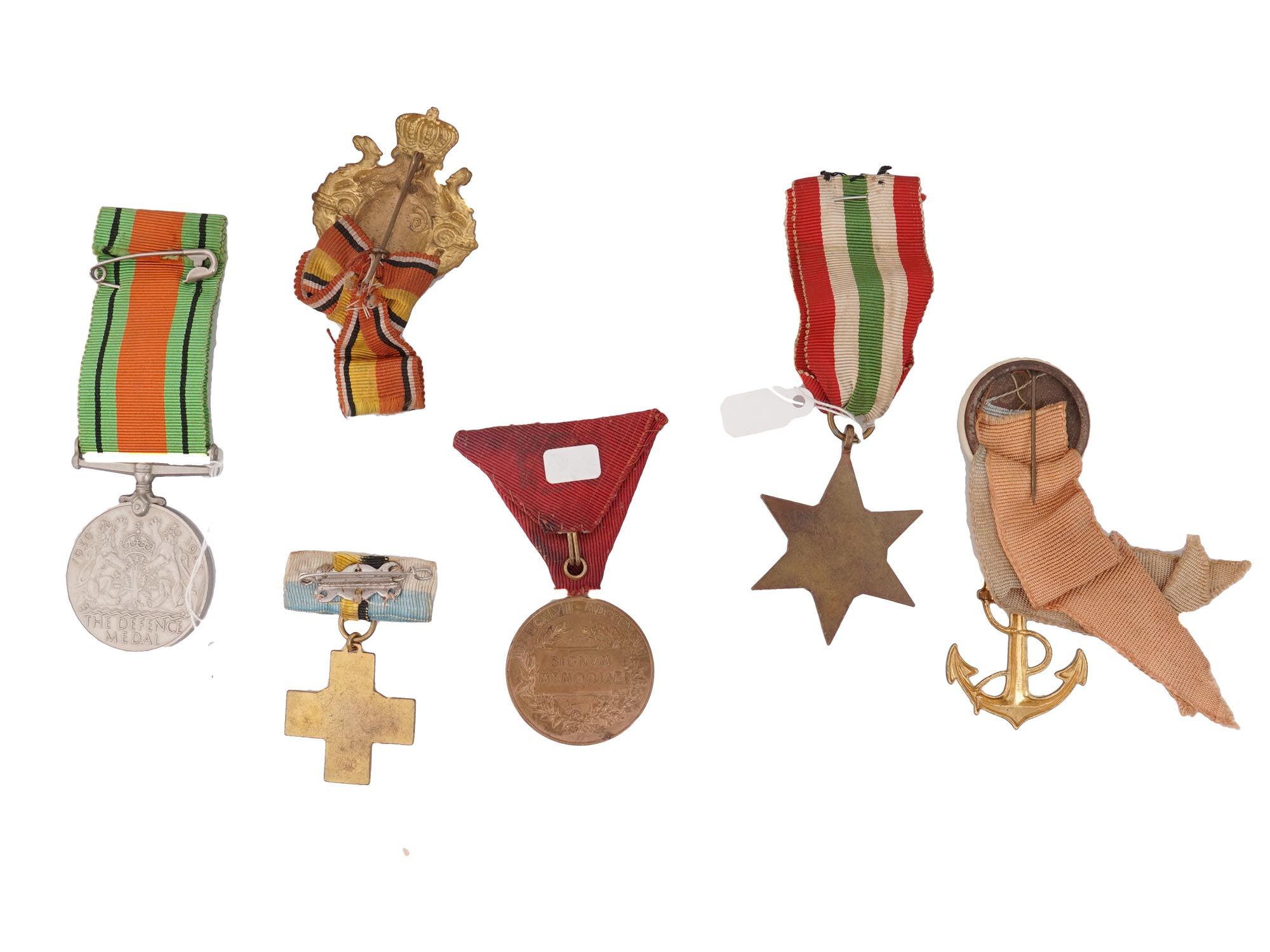 VARIOUS VINTAGE EUROPEAN MILITARY MEDALS PIC-1