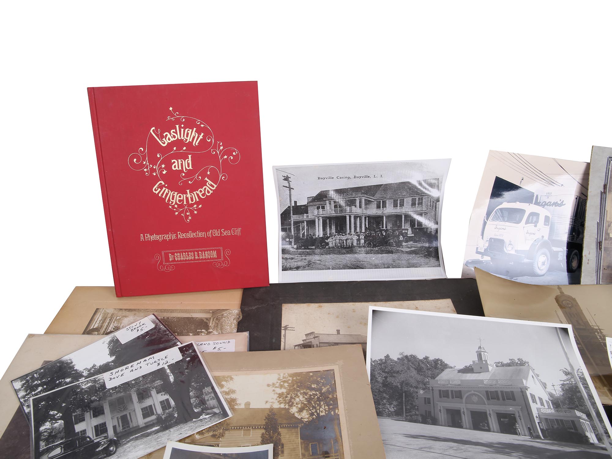 ANTIQUE PHOTOGRAPHS AND GASLIGHT AND GINGERBREAD PIC-1