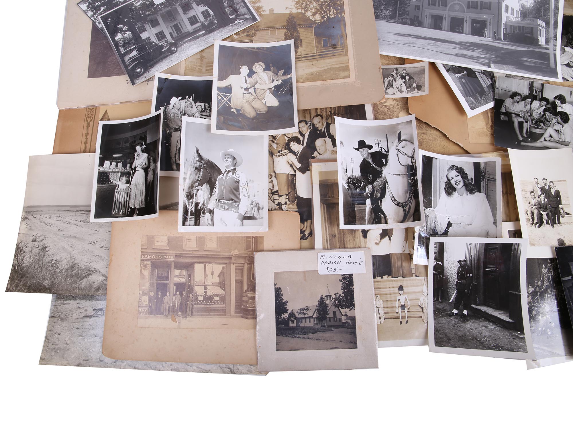 ANTIQUE PHOTOGRAPHS AND GASLIGHT AND GINGERBREAD PIC-2