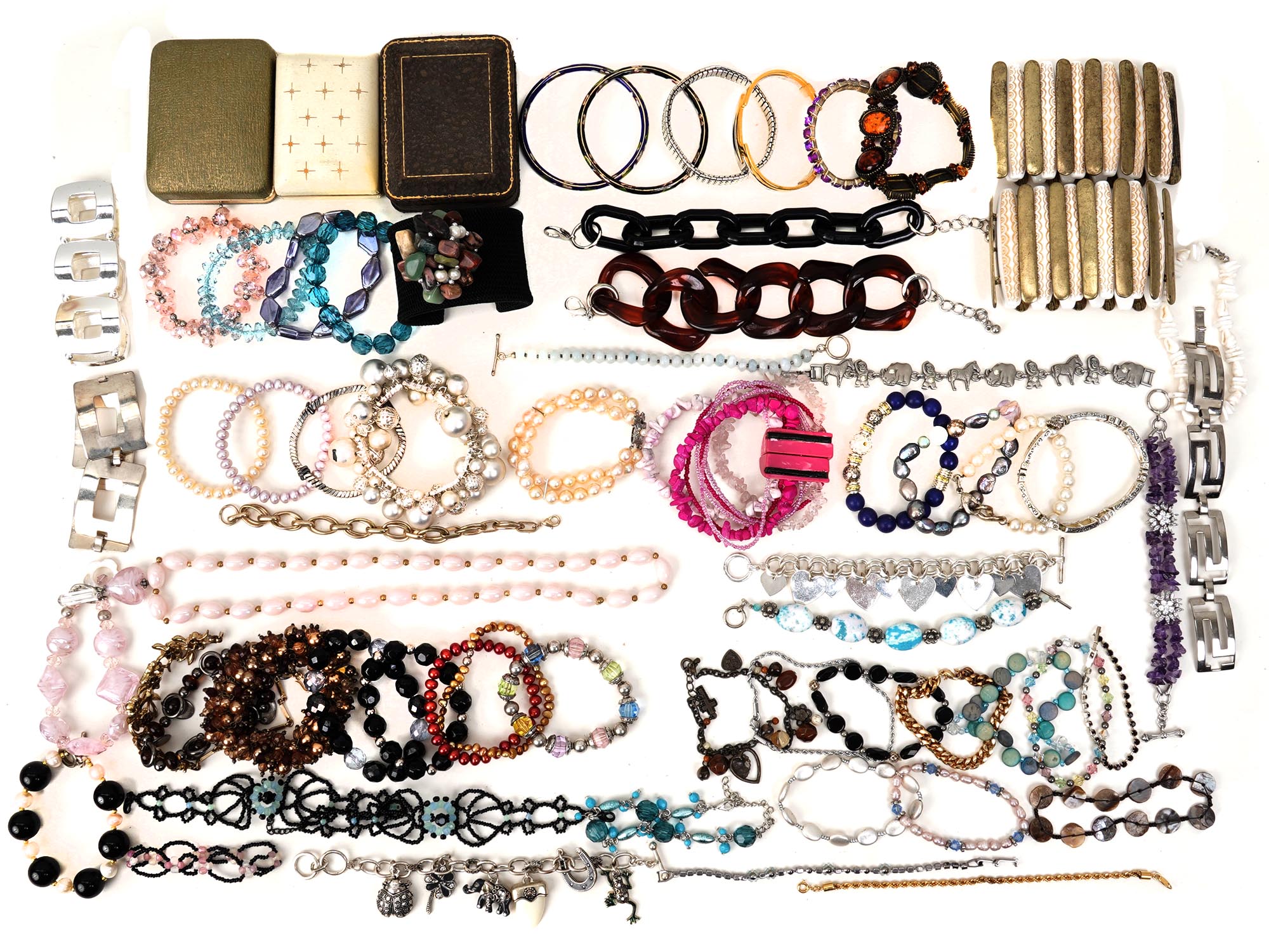 A LARGE COLLECTION OF COSTUME JEWELRY BRACELETS PIC-0