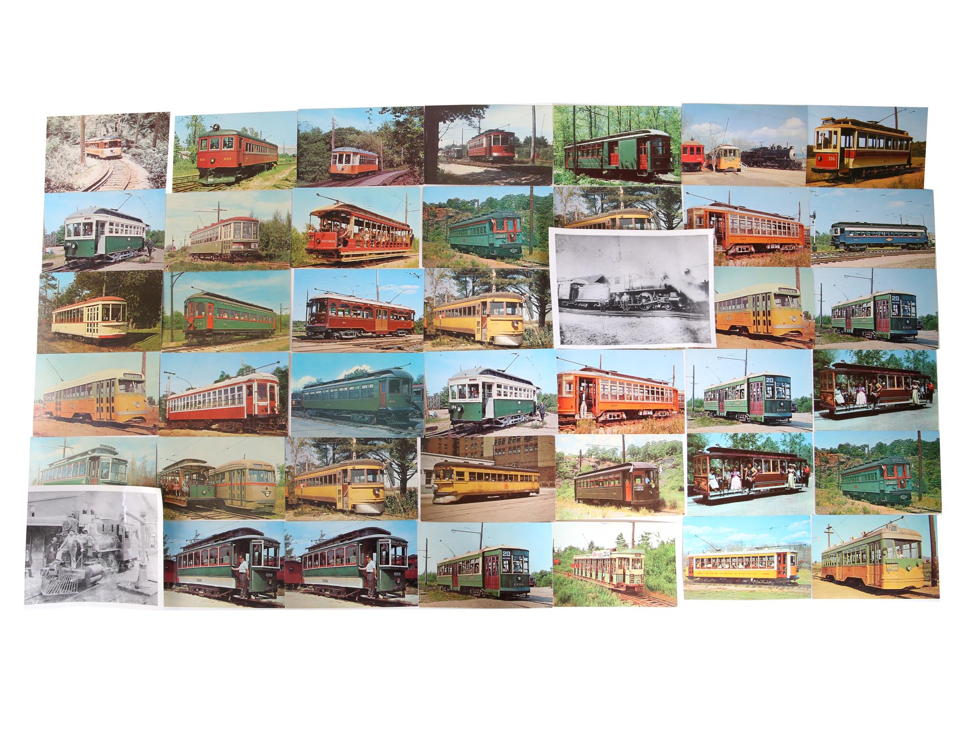 VINTAGE ELECTRIC RAILROAD POSTCARDS AND BINOCULAR PIC-4