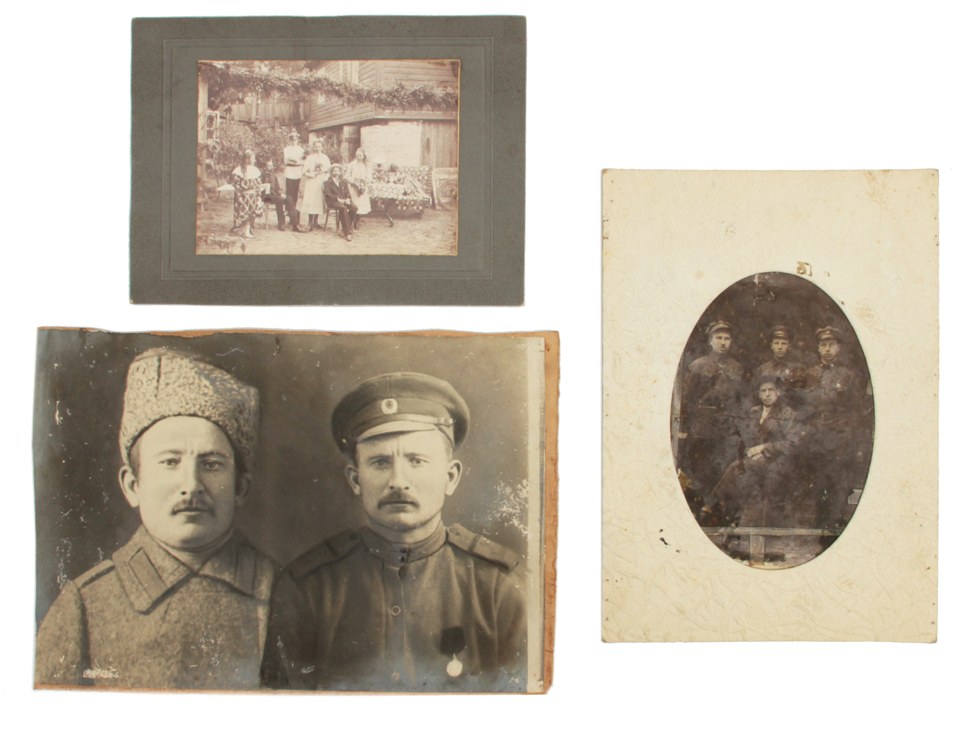 A SET OF THREE ANTIQUE RUSSIAN PHOTOS PIC-0