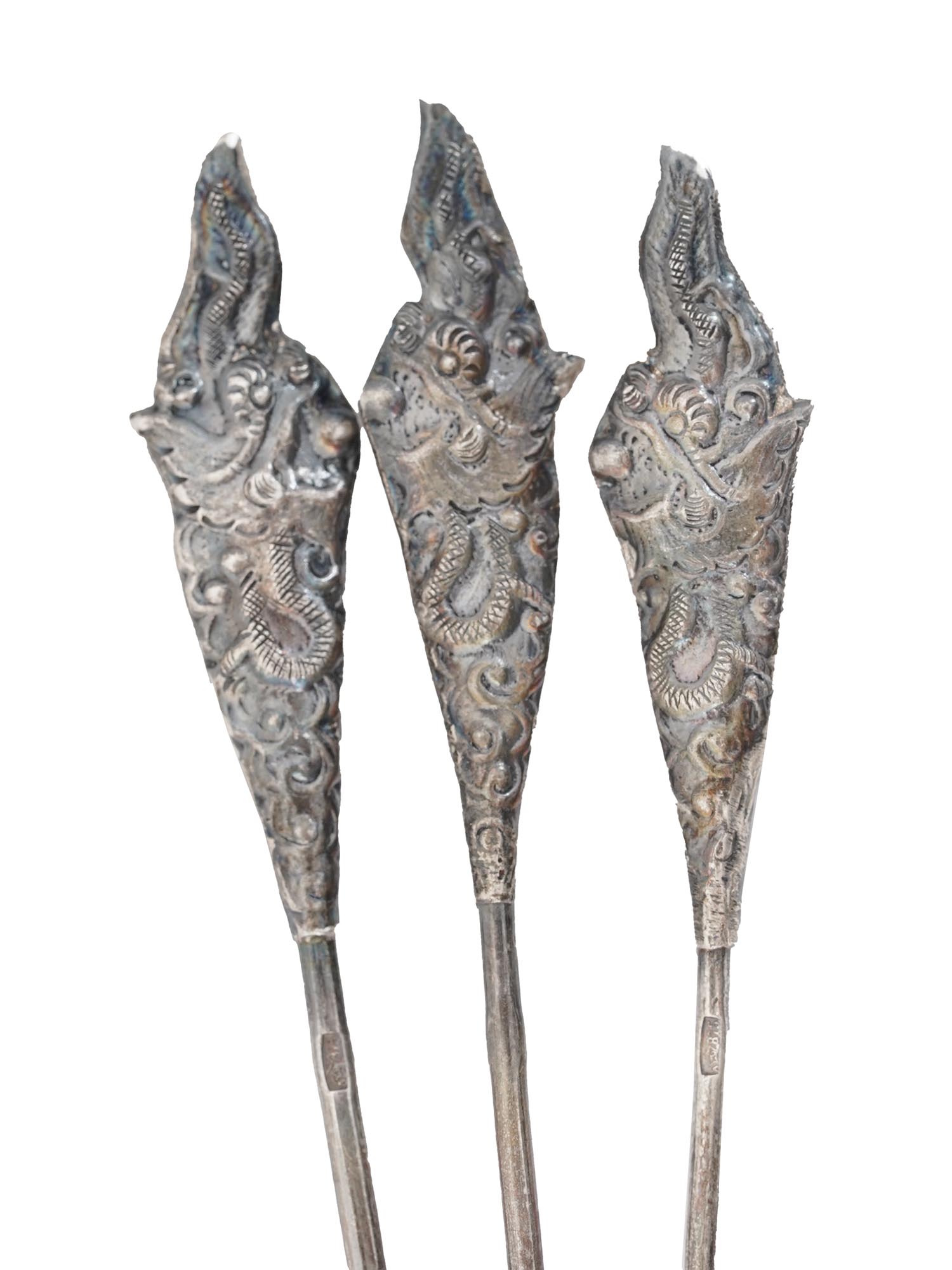 MID CENTURY SILVER DRAGON CANAPE SET WITH SKEWERS PIC-8