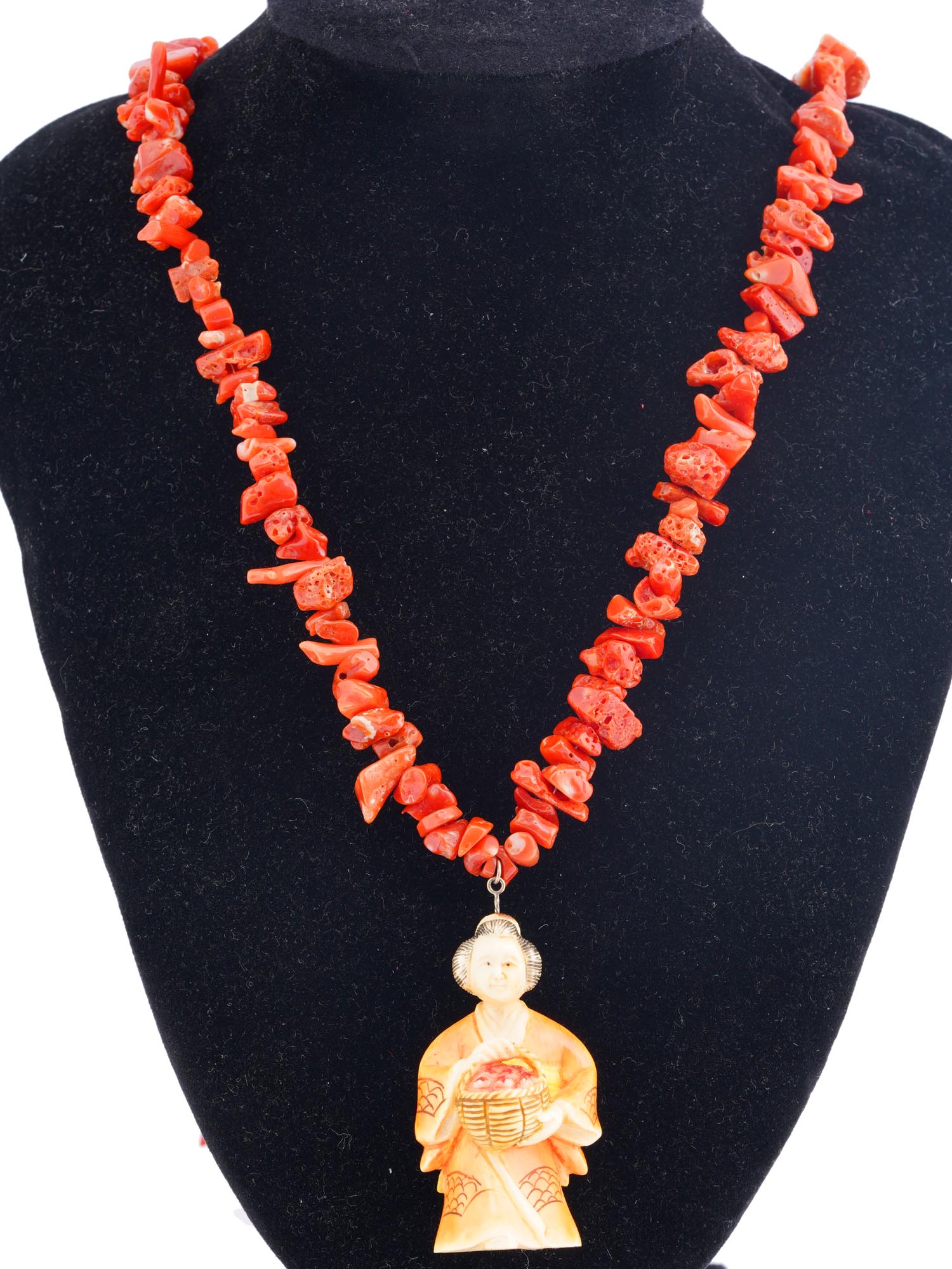 CHINESE RED CORAL NECKLACE WITH CARVED PENDANT PIC-0