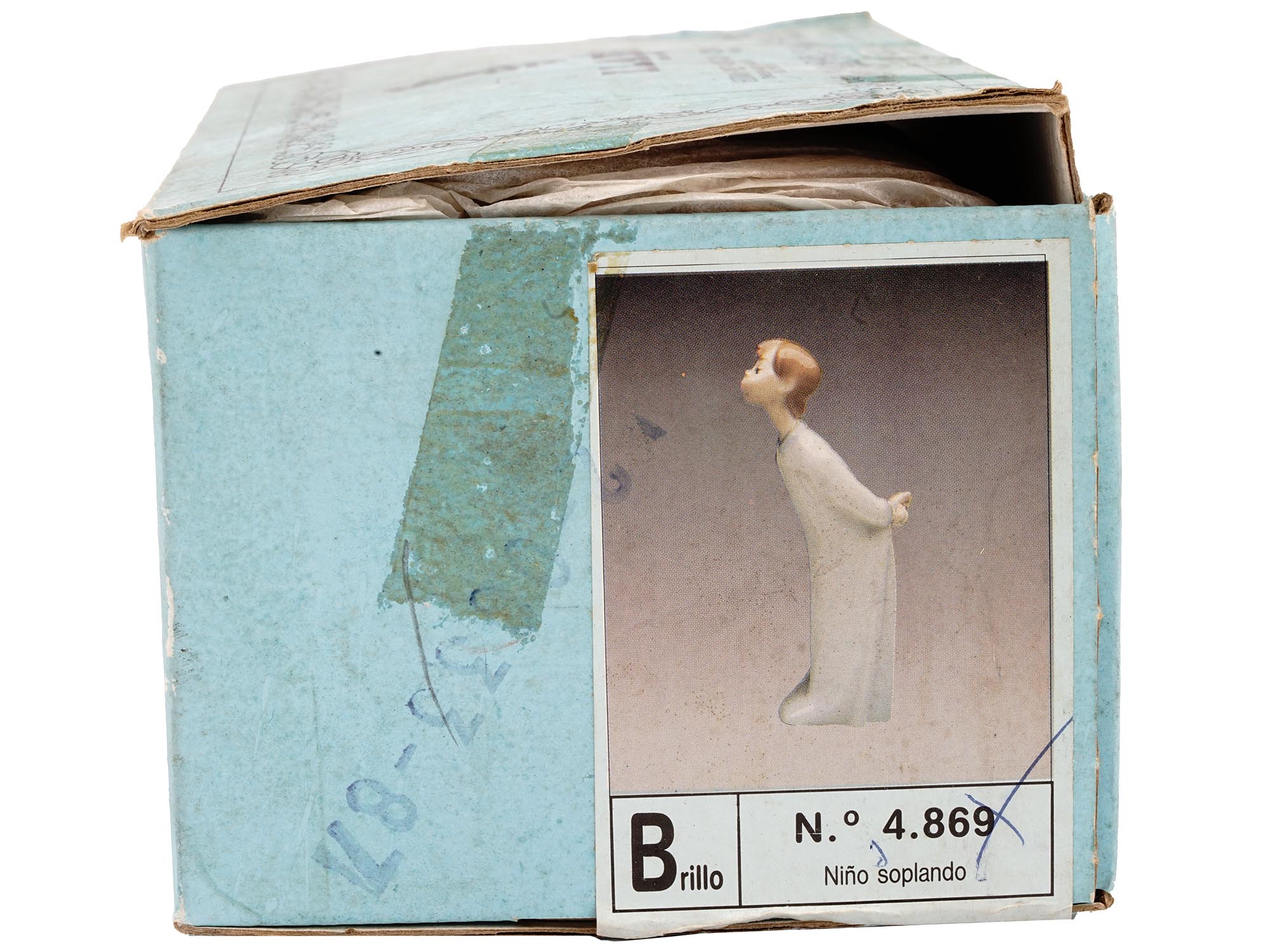 LLADRO PORCELAIN FIGURINE BOY BLOWING KISSES IOB PIC-5