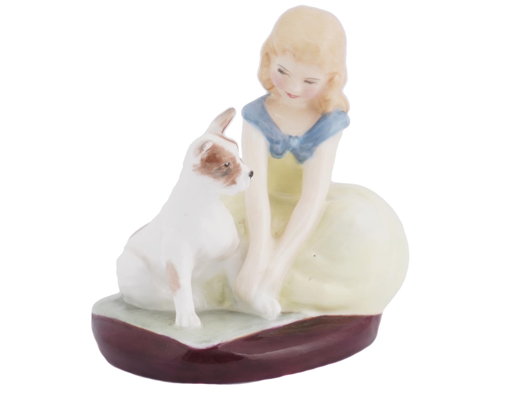 ENGLISH ROYAL DOULTON DOG PORCELAIN FIGURAL GROUP PIC-0