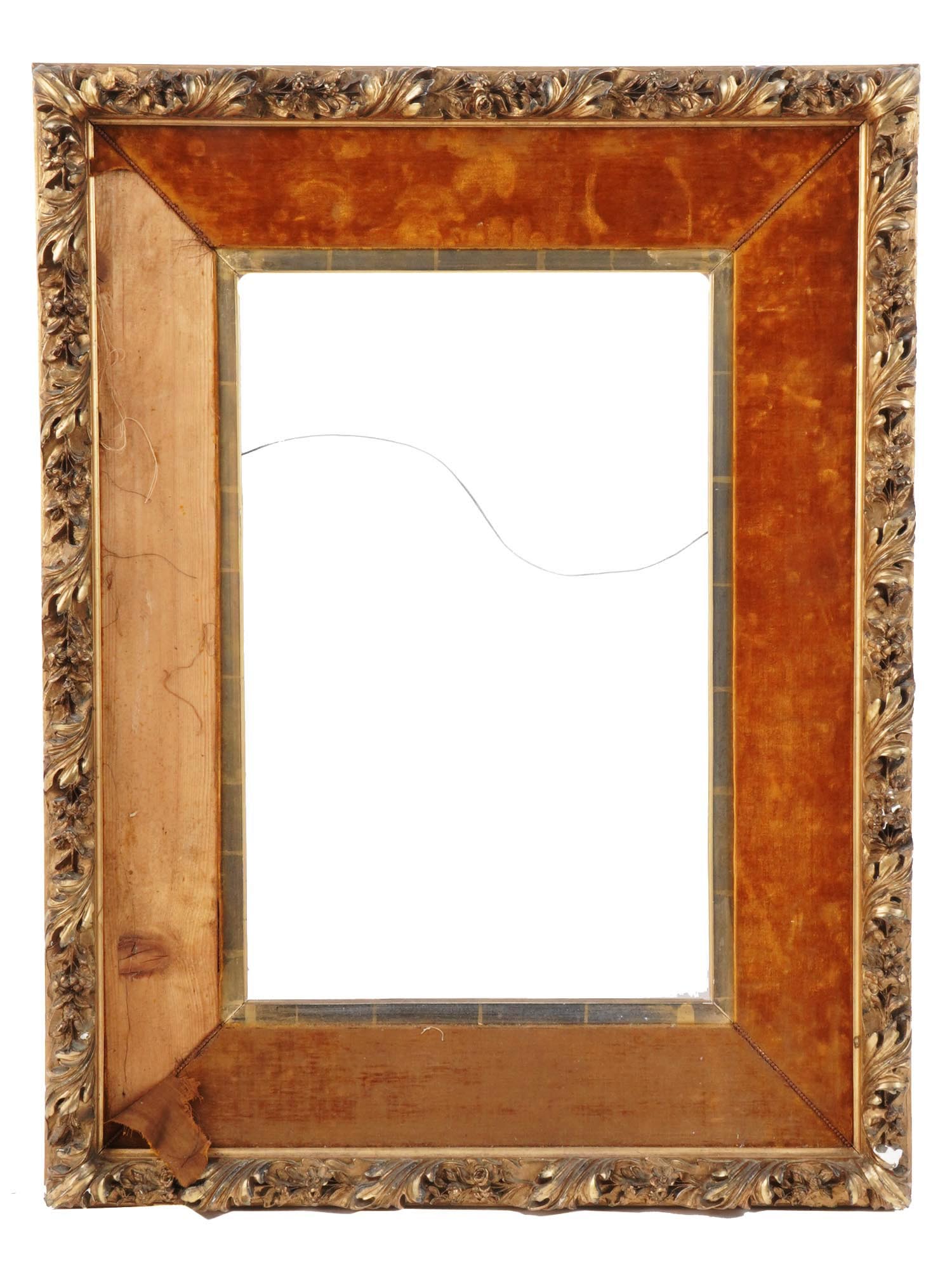 RECTANGULAR SHAPED VICTORIAN GILDED WOODEN FRAME PIC-0
