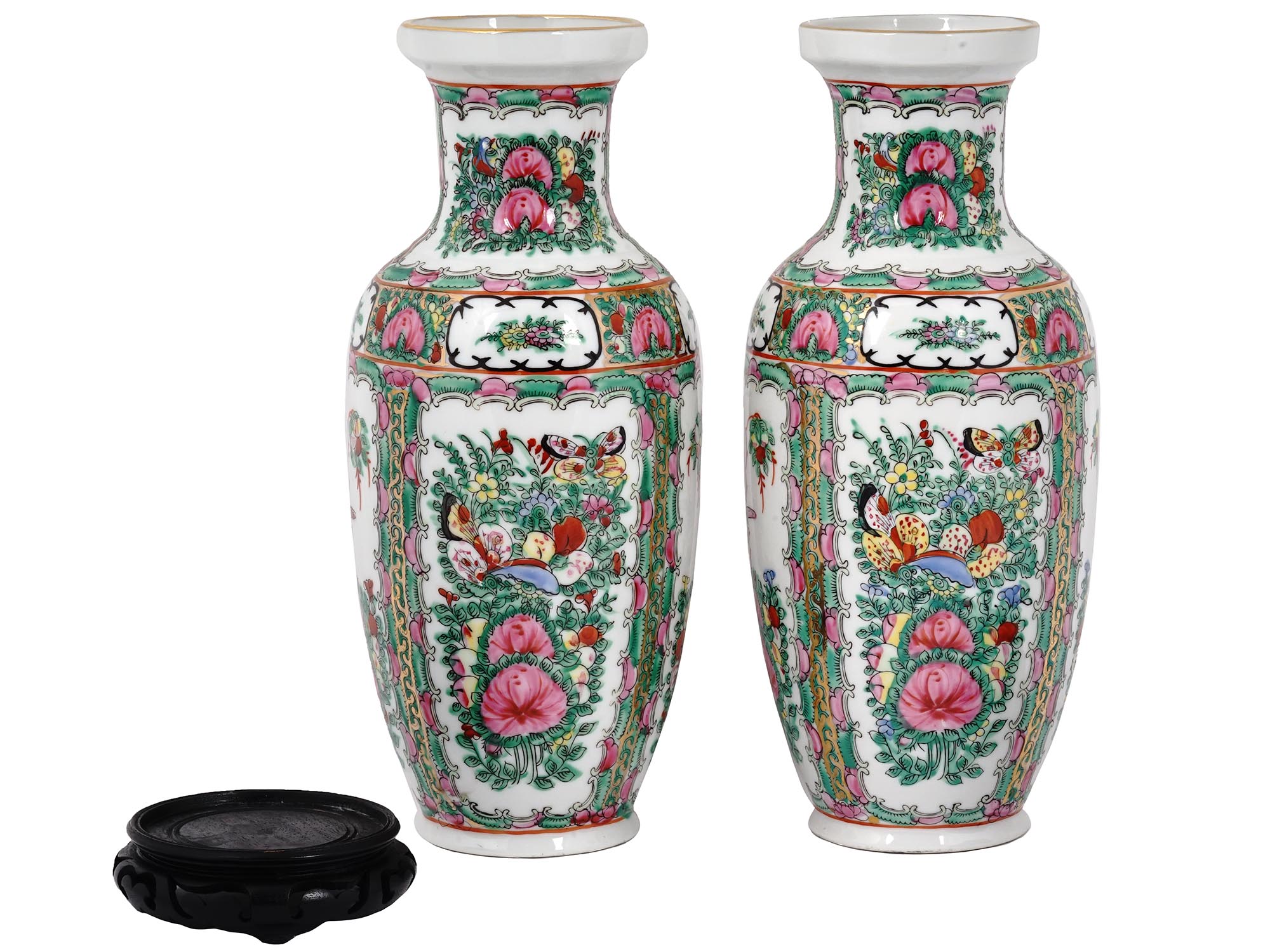 CHINESE FAMILLE ROSE PORCELAIN VASES WITH STANDS PIC-2