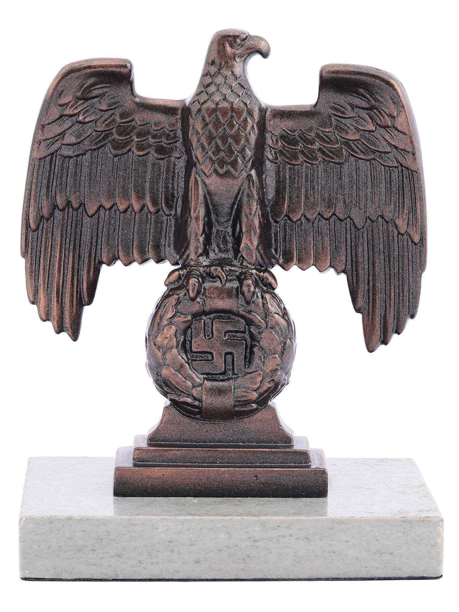 NAZI GERMAN 3RD REICH NUREMBERG DESK EAGLE FIGURE PIC-1