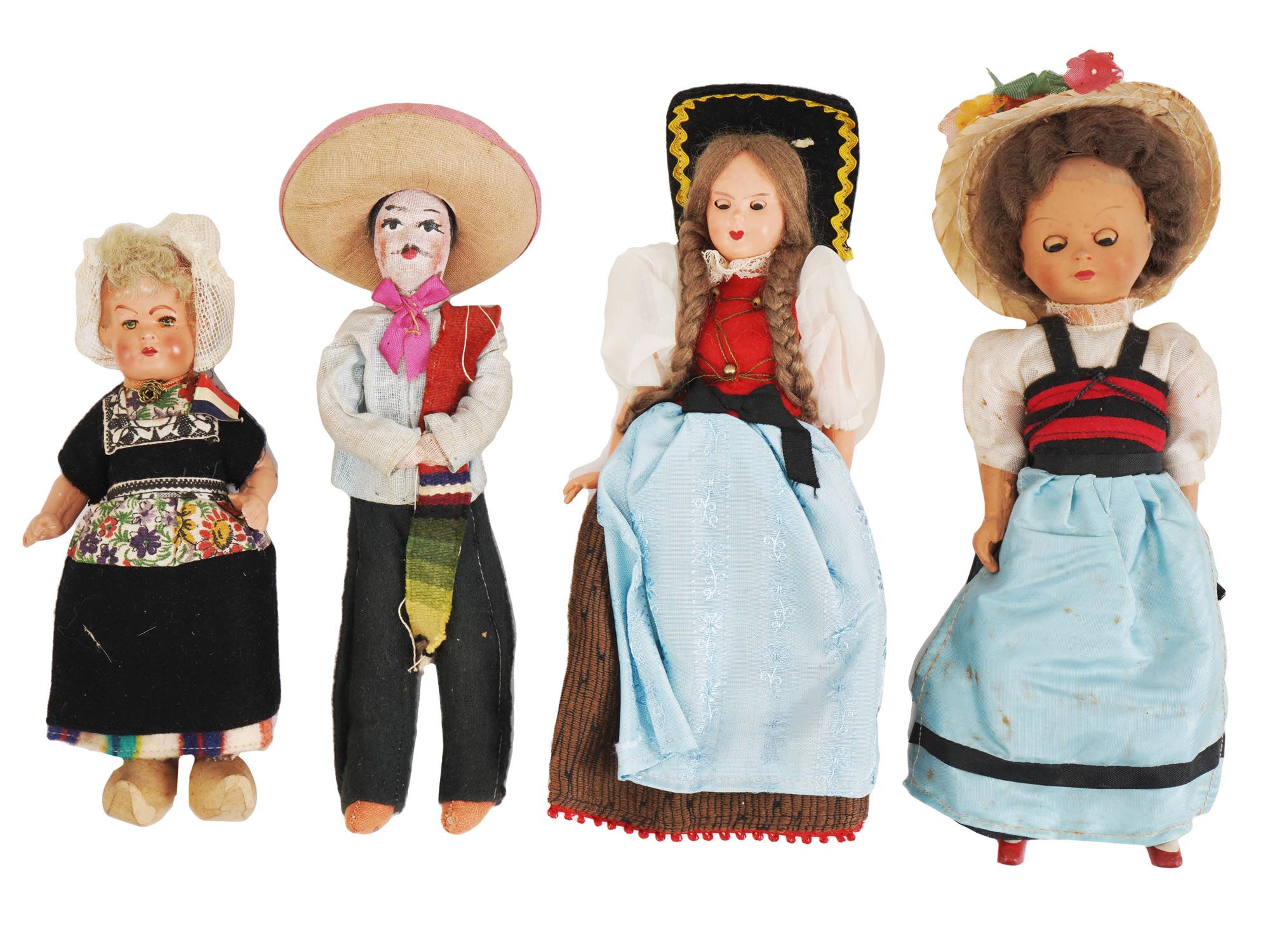 GROUP OF AMERICAN FOLK DOLLS IN NATIONAL COSTUMES PIC-0