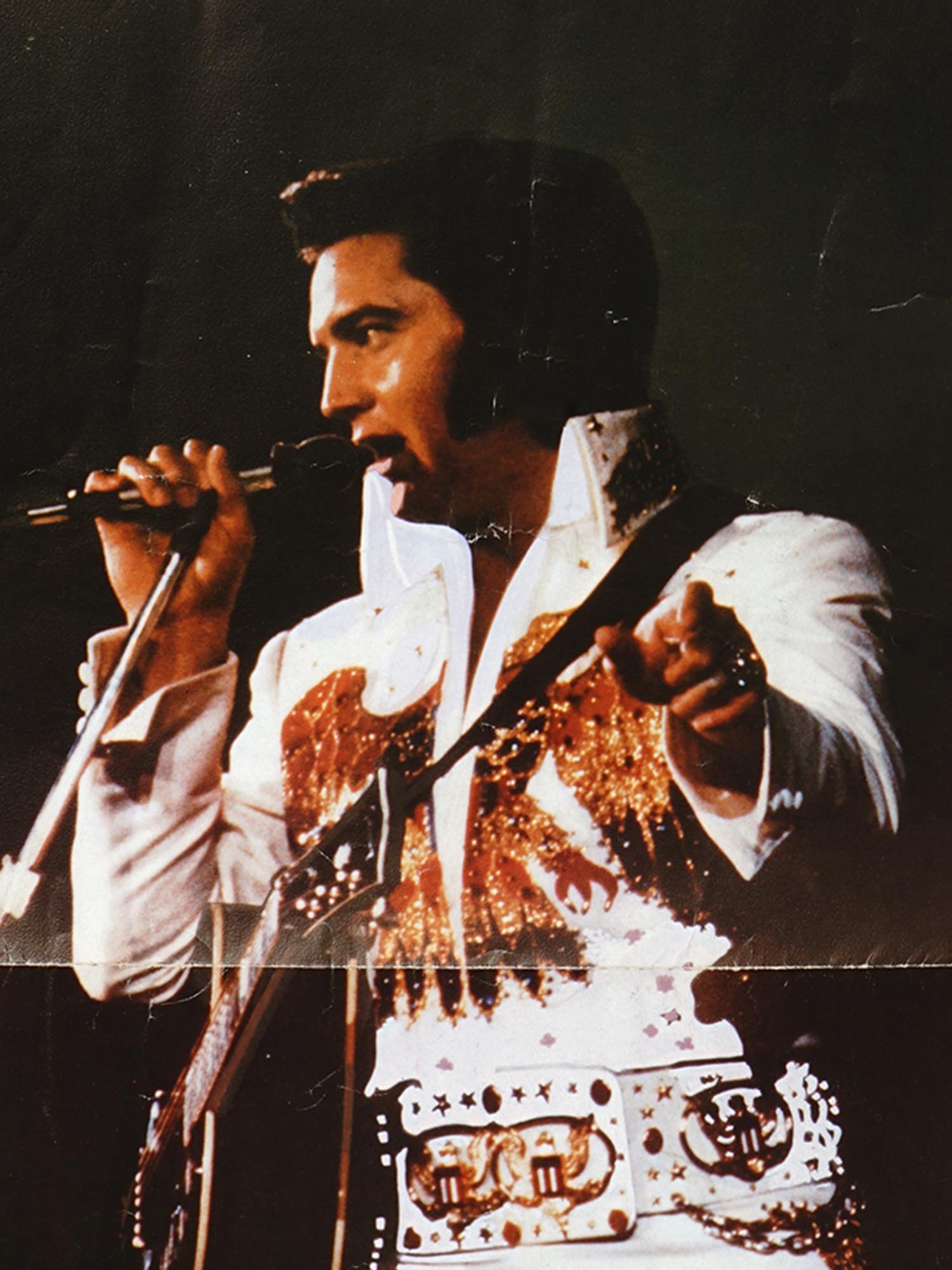 POSTER PHOTO OF ELVIS PRESLEY SIGNED AUTOGRAPHED PIC-1