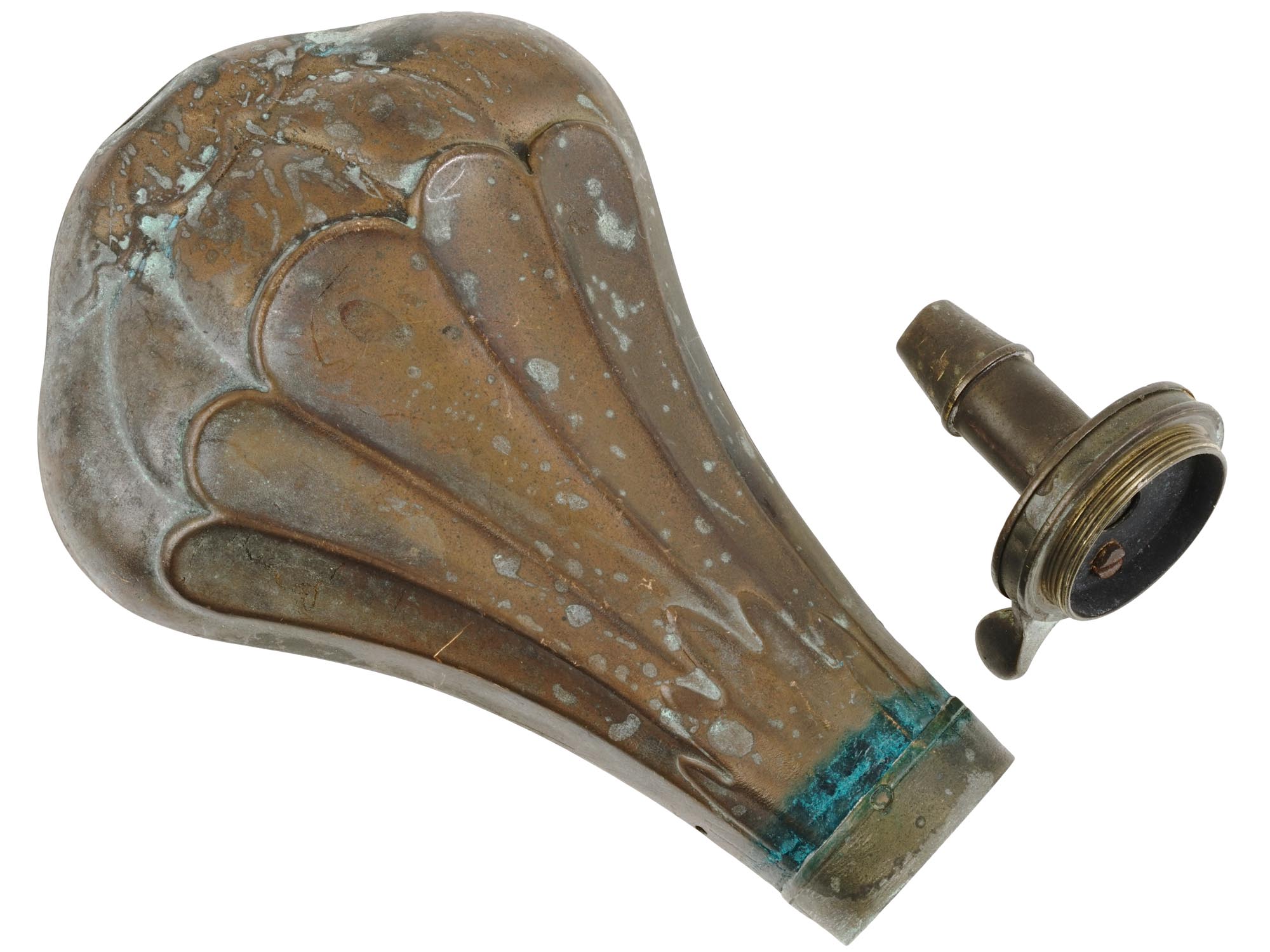 19TH CENTURY EMBOSSED BRASS POWDER FLASK FOR GUN PIC-2