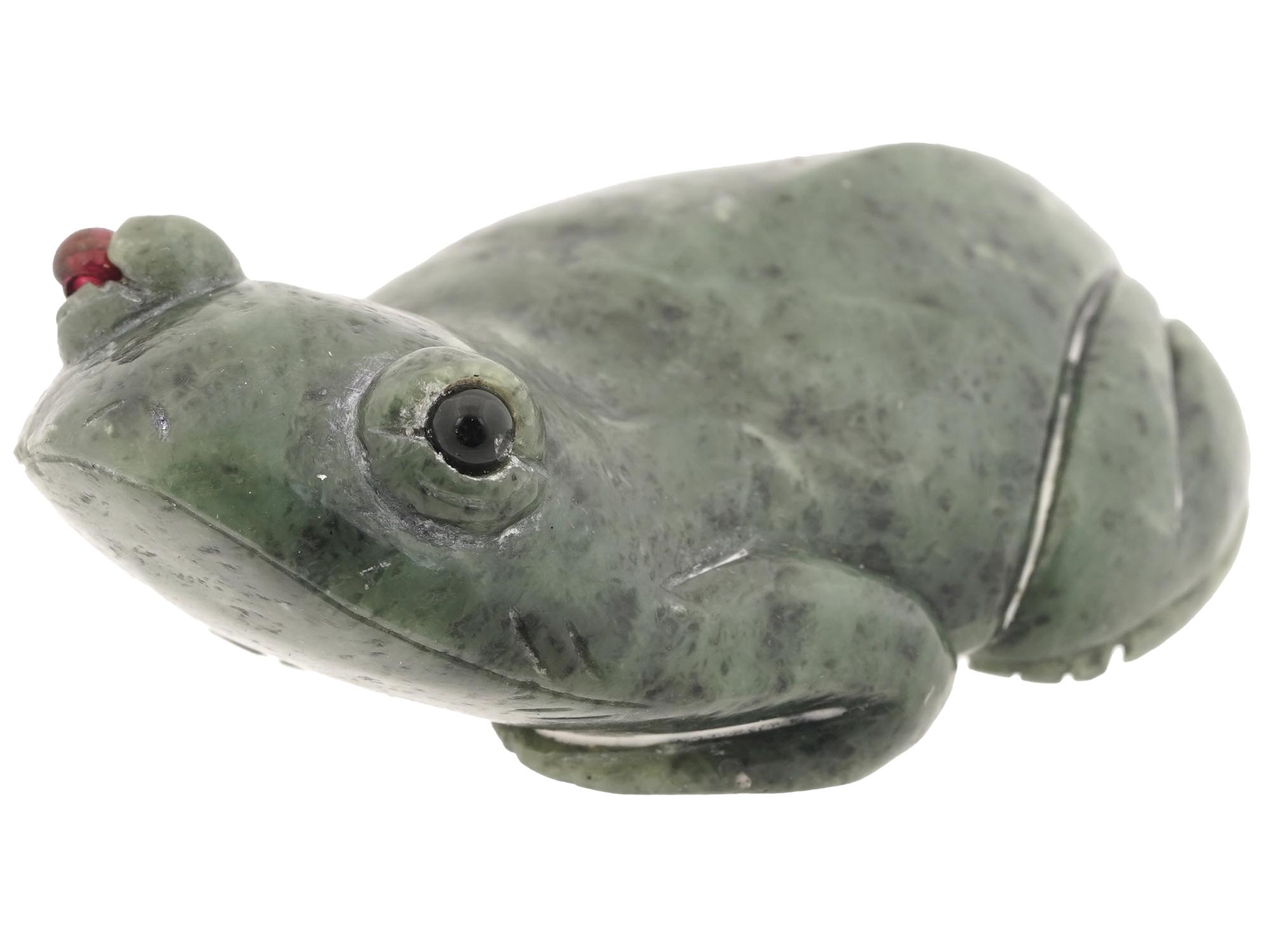 IMPERIAL RUSSIAN CARVED SERPENTINE FROG FIGURE PIC-1