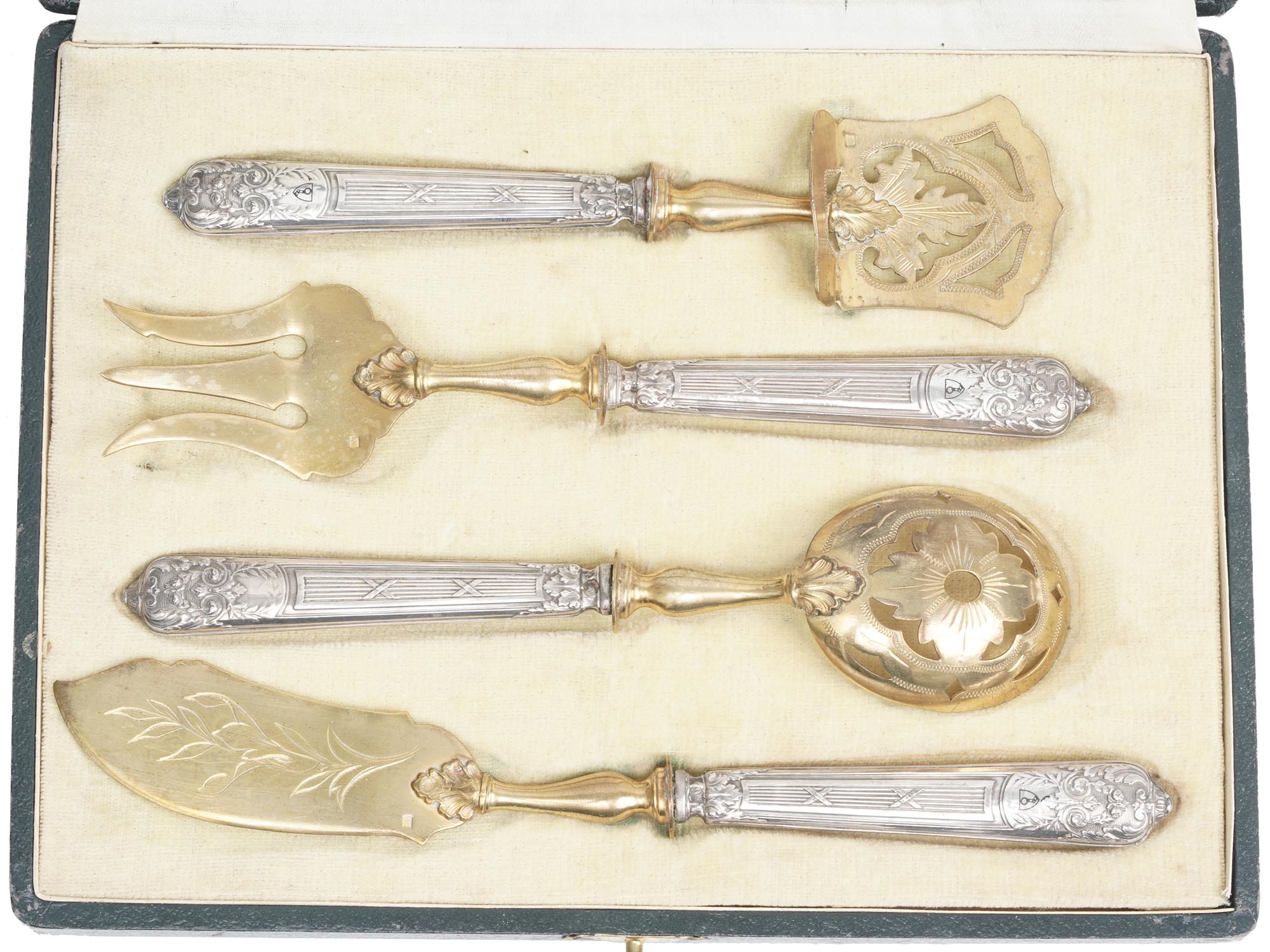 WWII HERMANN GOERING FISH CUTLERY SET IOB, 4 PCS PIC-1