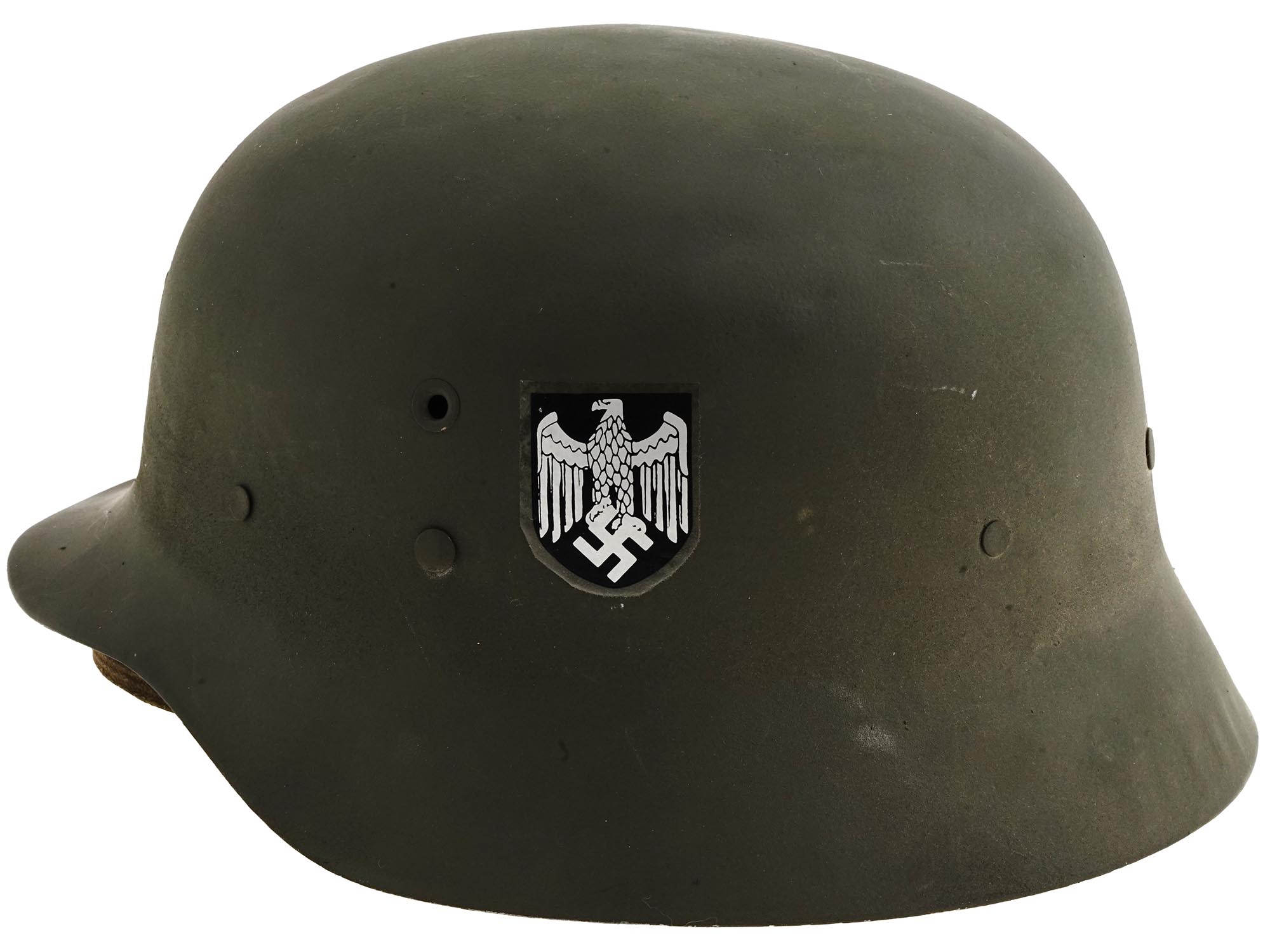 WWII GERMAN M35 STEEL HELMET WITH NAZI SYMBOLS PIC-0