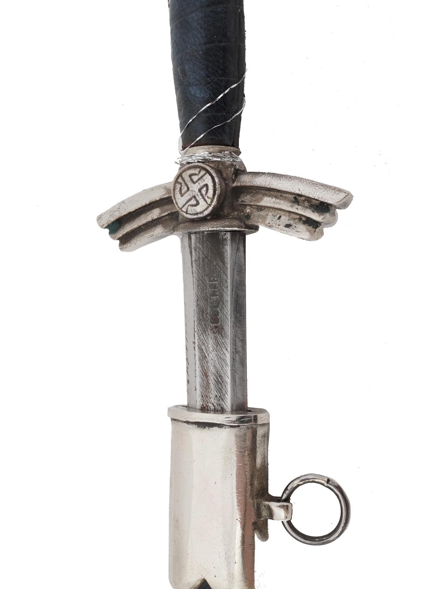 MINIATURE WWII GERMAN LUFTWAFFE OFFICERS SWORD PIC-4