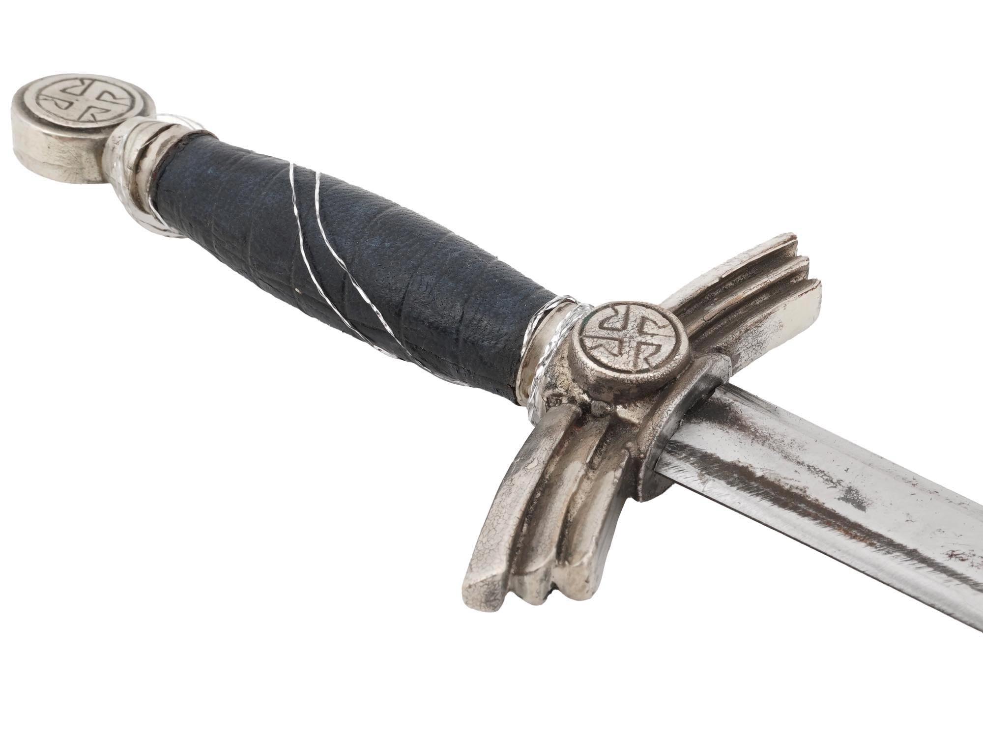 MINIATURE WWII GERMAN LUFTWAFFE OFFICERS SWORD PIC-6