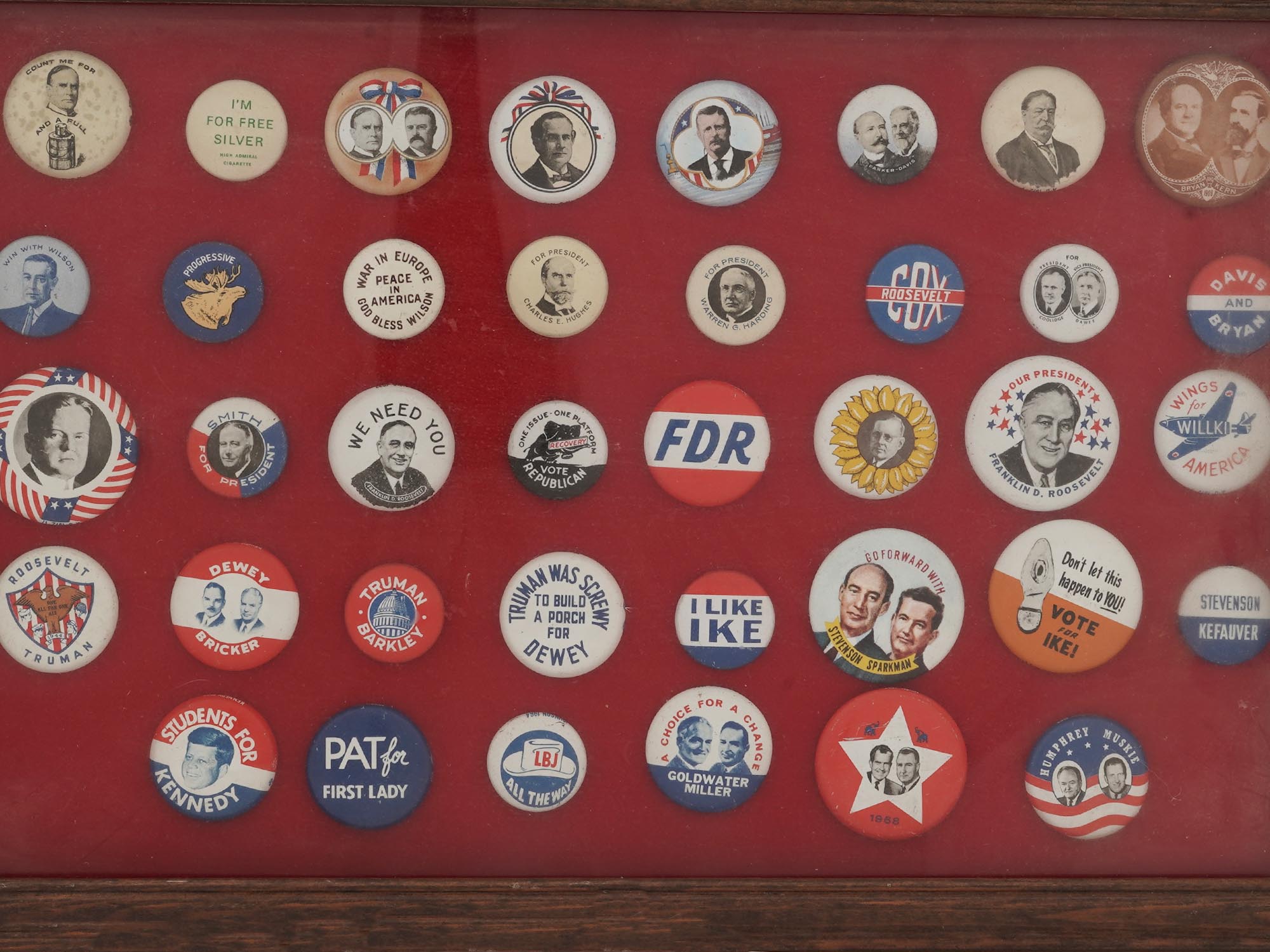 COLLECTION OF 38 ORIGINAL US POLITICAL PINS PIC-1