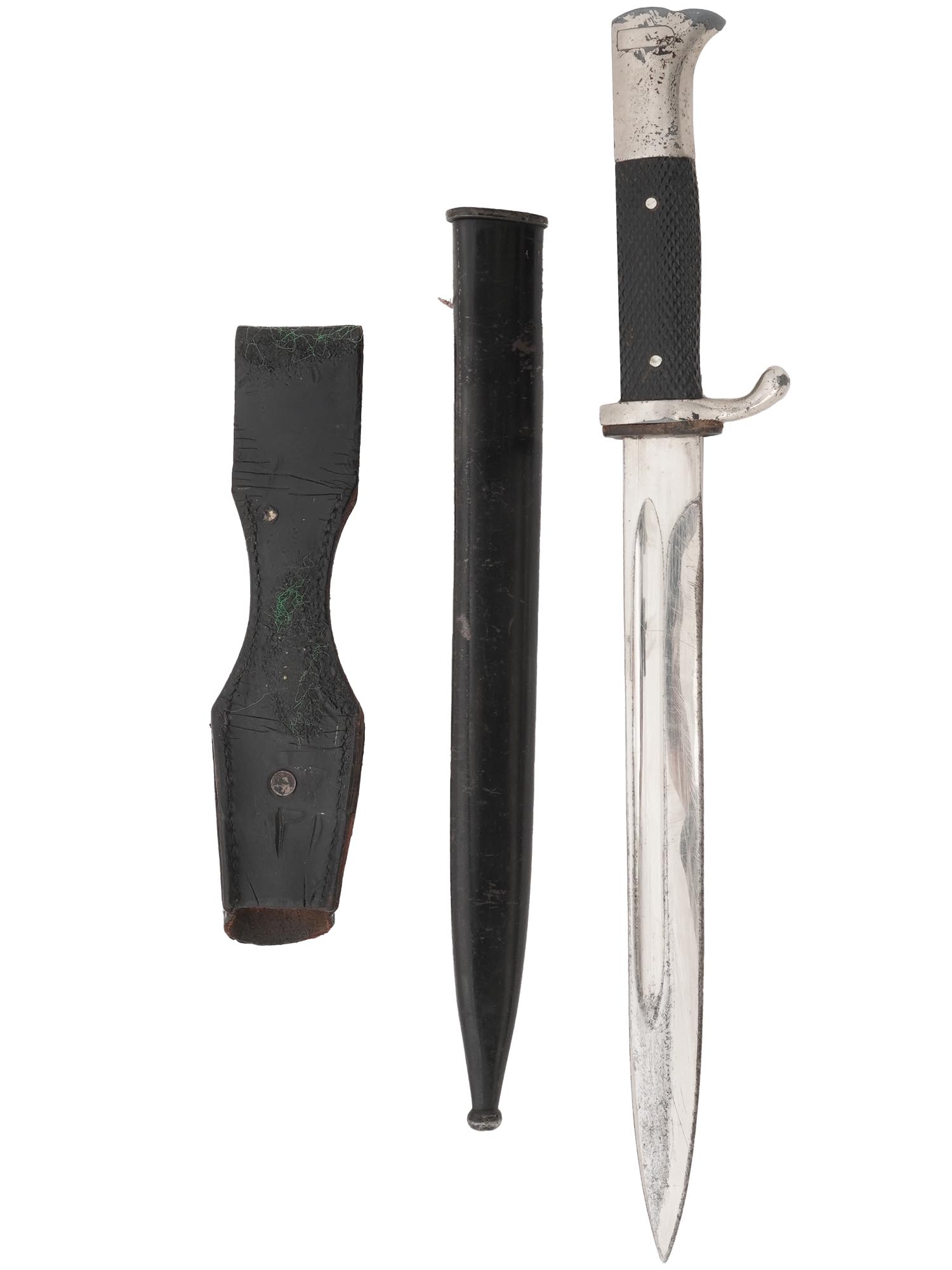 WWII NAZI GERMAN BAYONET IN SHEATH PIC-0