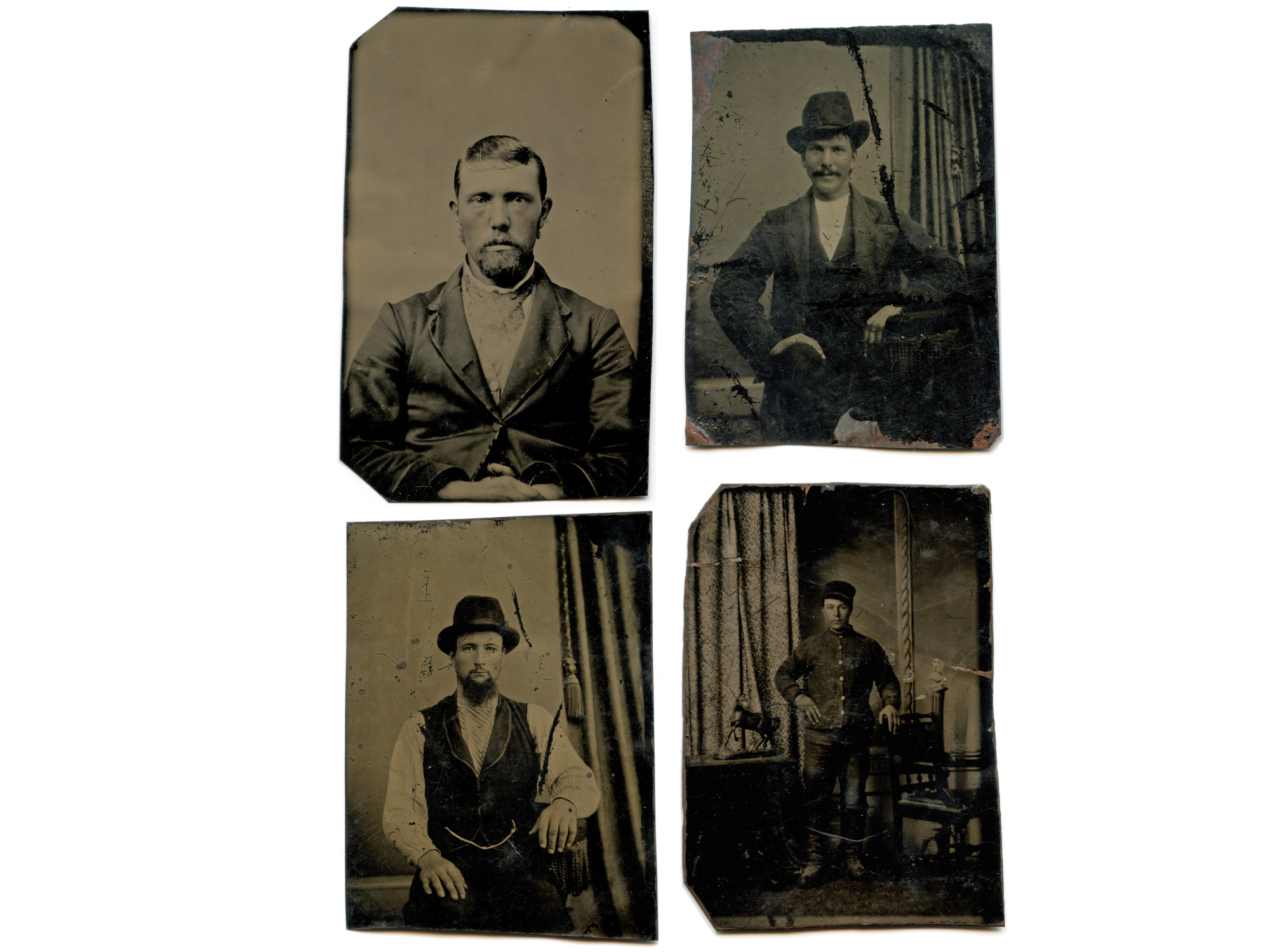 ANTIQUE VICTORIAN ERA MEMENTO PHOTOS TINTYPE PIC-0