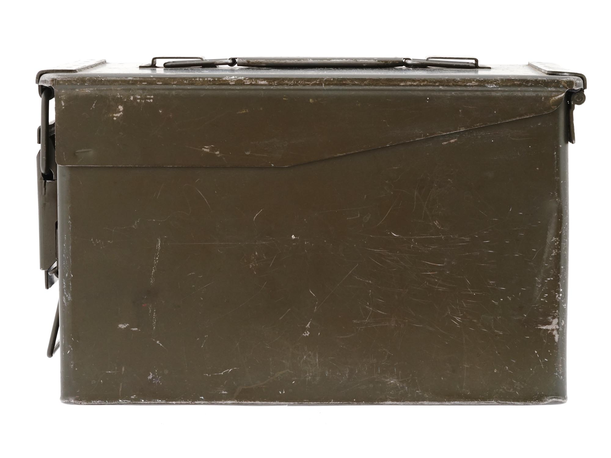 US VIETNAM ERA N278 MILITARY METAL FUSE AMMO BOX PIC-3