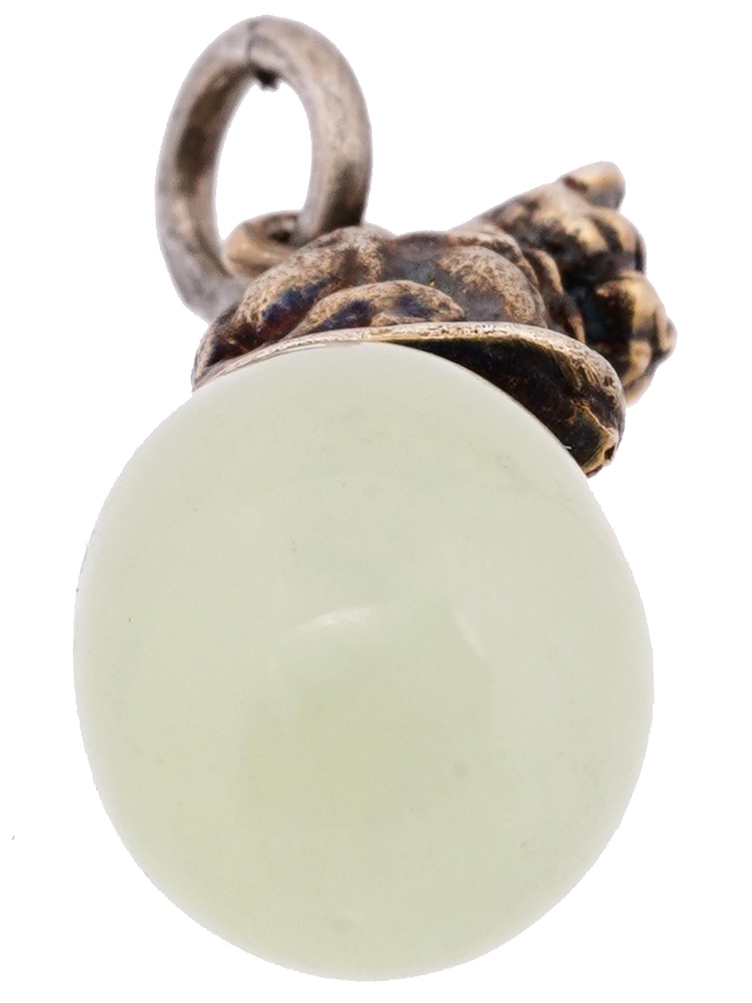 RUSSIAN 84 SILVER HAND CARVED JADE EGG PENDANT PIC-4