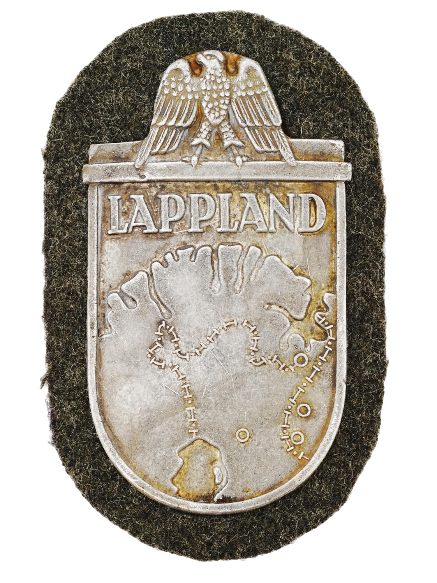 WWII GERMAN MILITARY CHOLM AND LAPLAND SHIELDS PIC-4