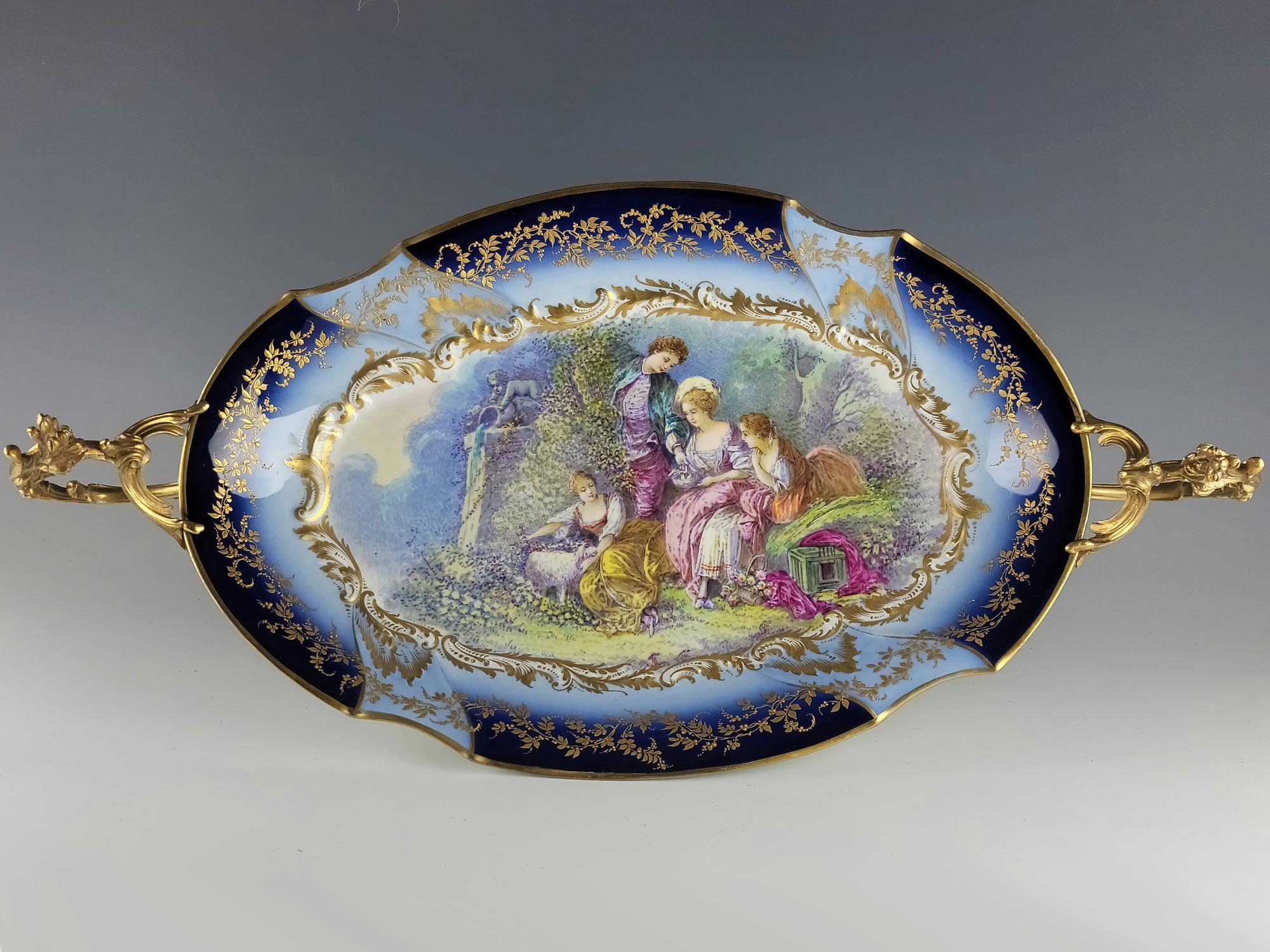 LARGE 19TH C FRENCH SEVRES PORCELAIN CENTERPIECE PIC-0