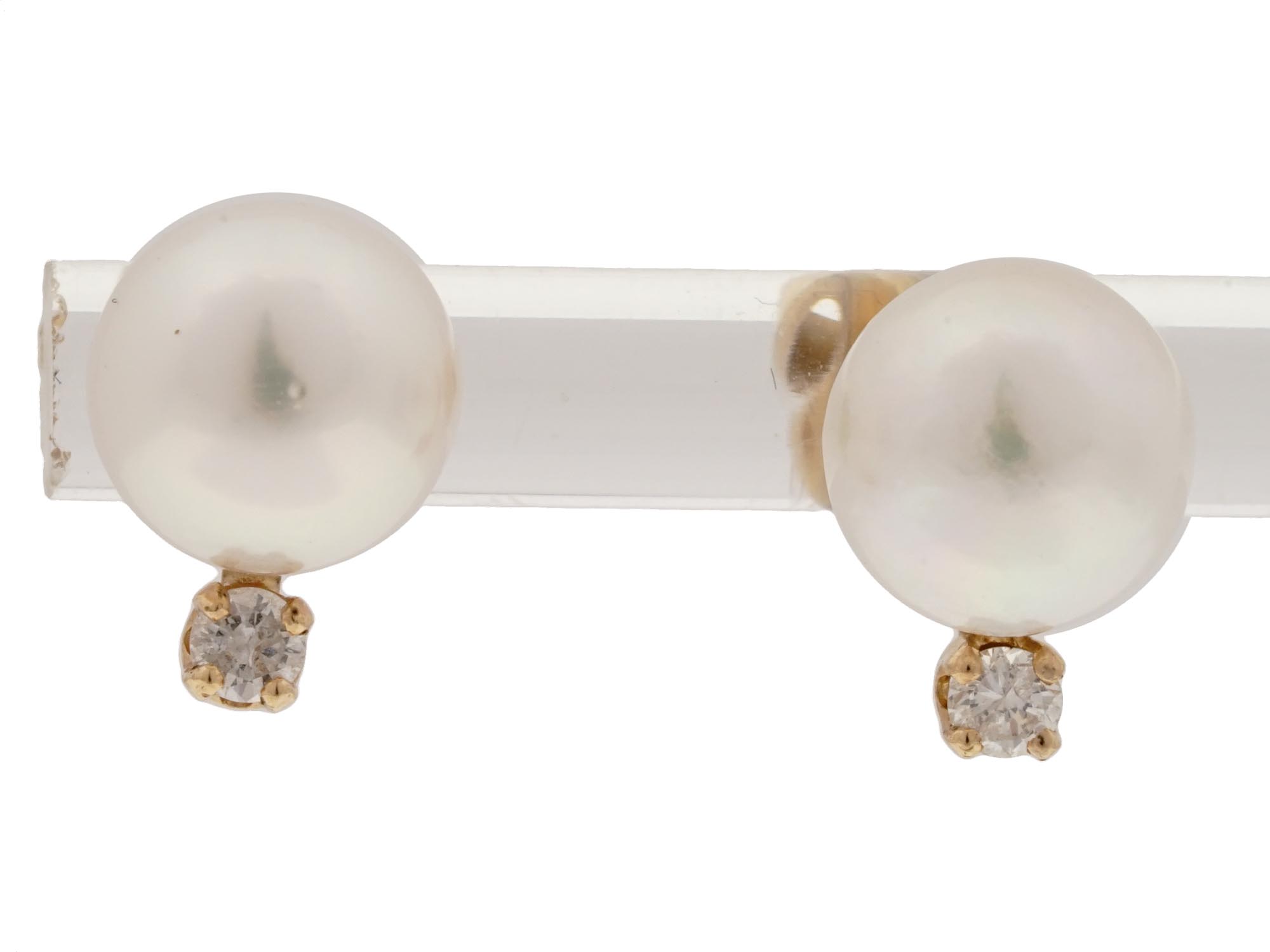 PAIR OF 14K GOLD, PEARL AND DIAMONDS EARRINGS PIC-1