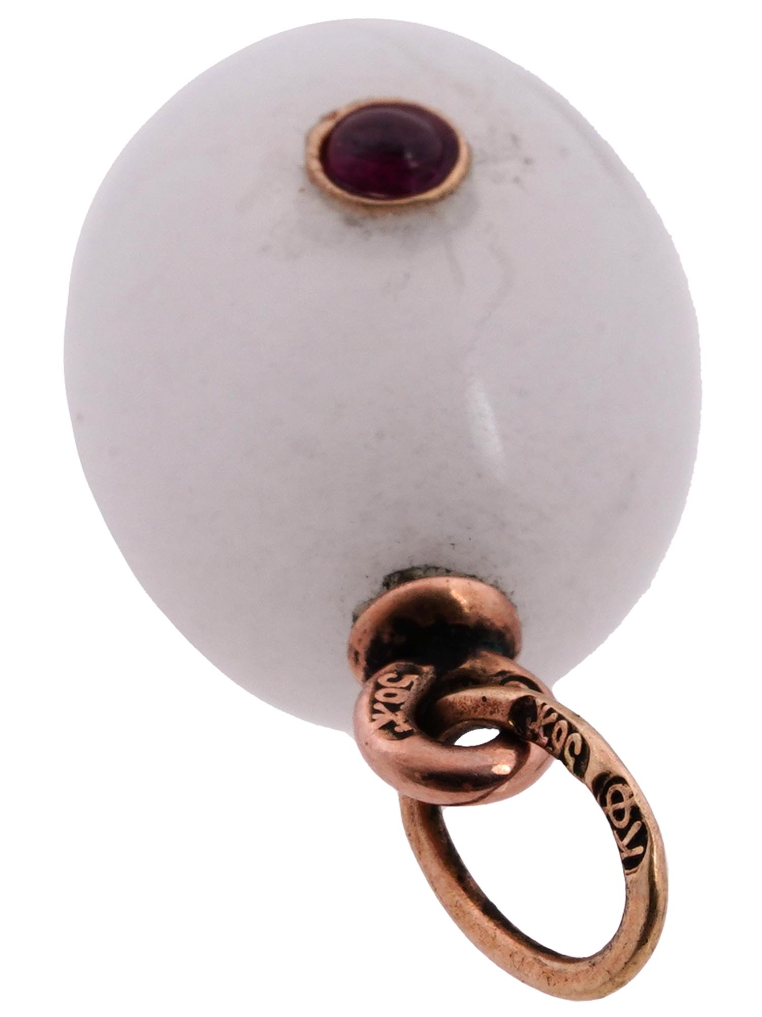 RUSSIAN WHITE JADE CARVED RUBY STONE EGG PENDANT PIC-2