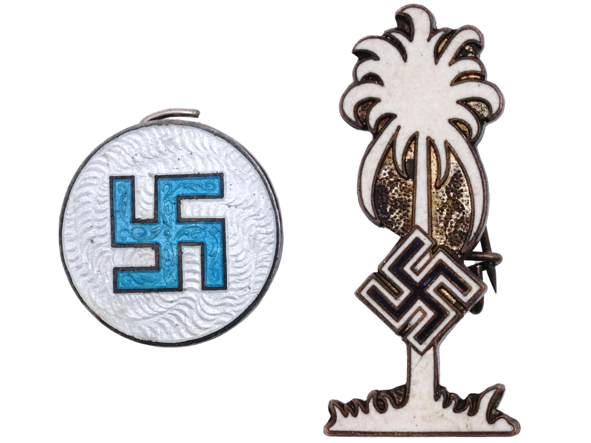 WWII NAZI GERMAN DECORATIONS AND CUFFLINKS PIC-2