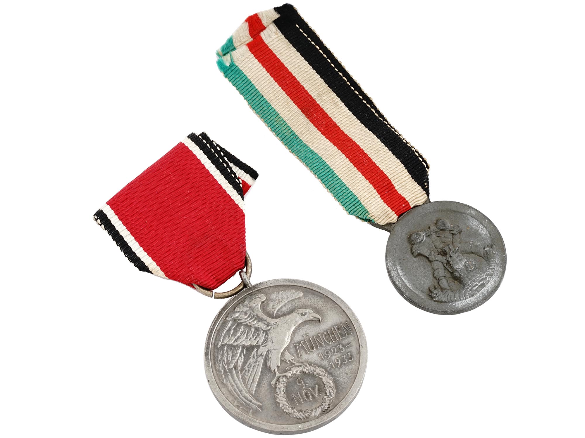 WWII NAZI GERMAN ITALIAN AWARD DECORATIONS PIC-0