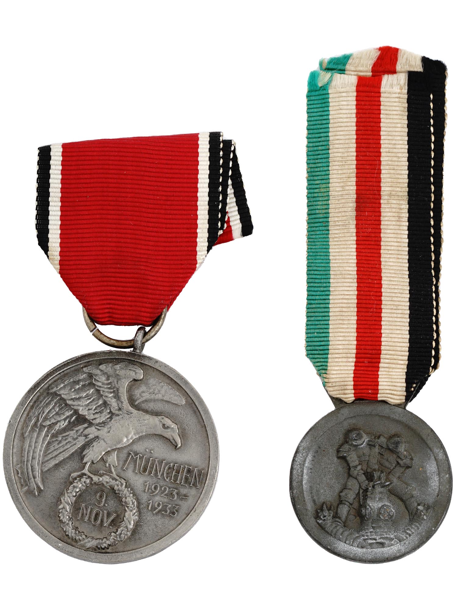 WWII NAZI GERMAN ITALIAN AWARD DECORATIONS PIC-1