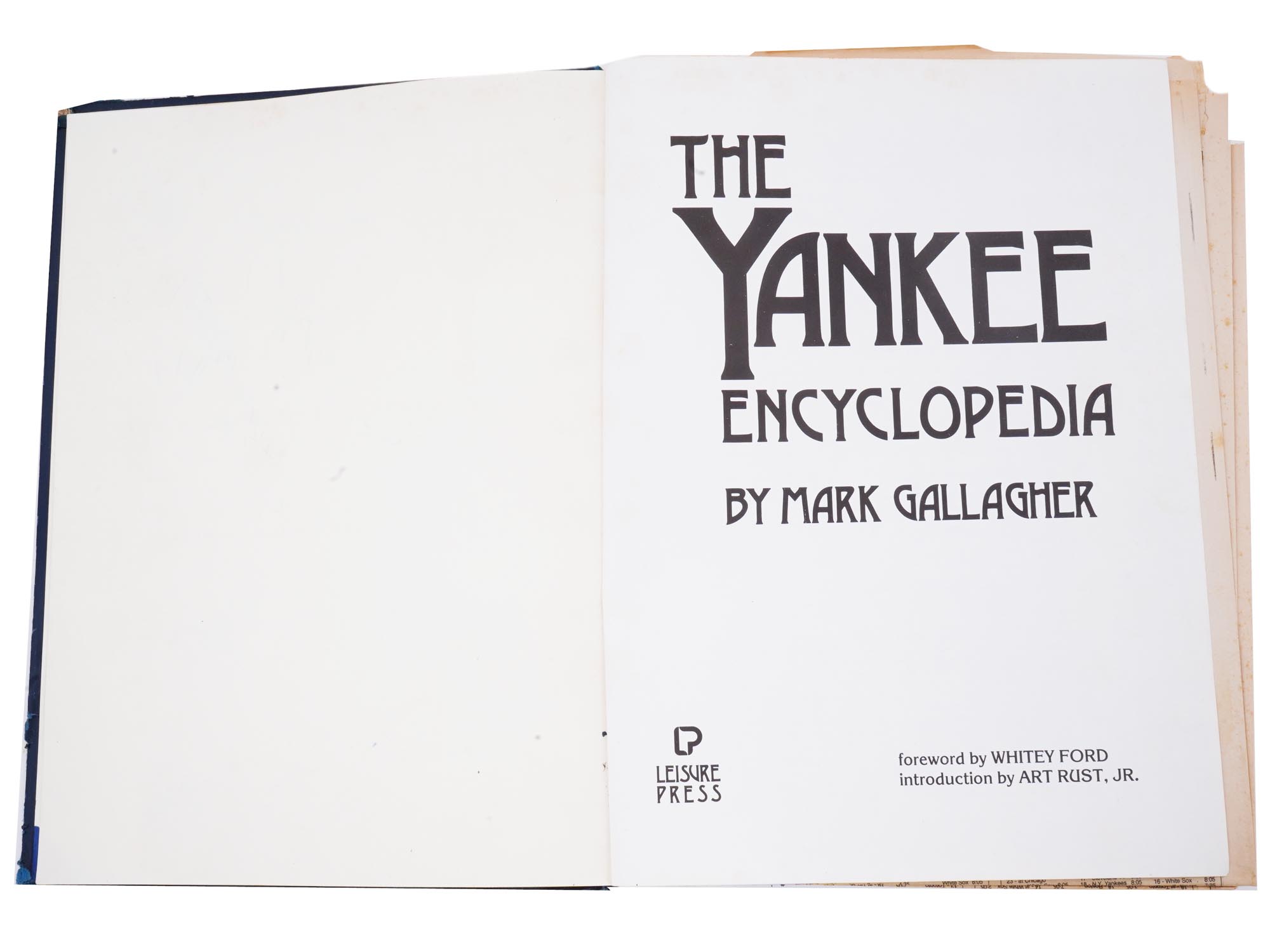 1982 THE YANKEE ENCYCLOPEDIA WITH AUTHOGRAPHS PIC-6