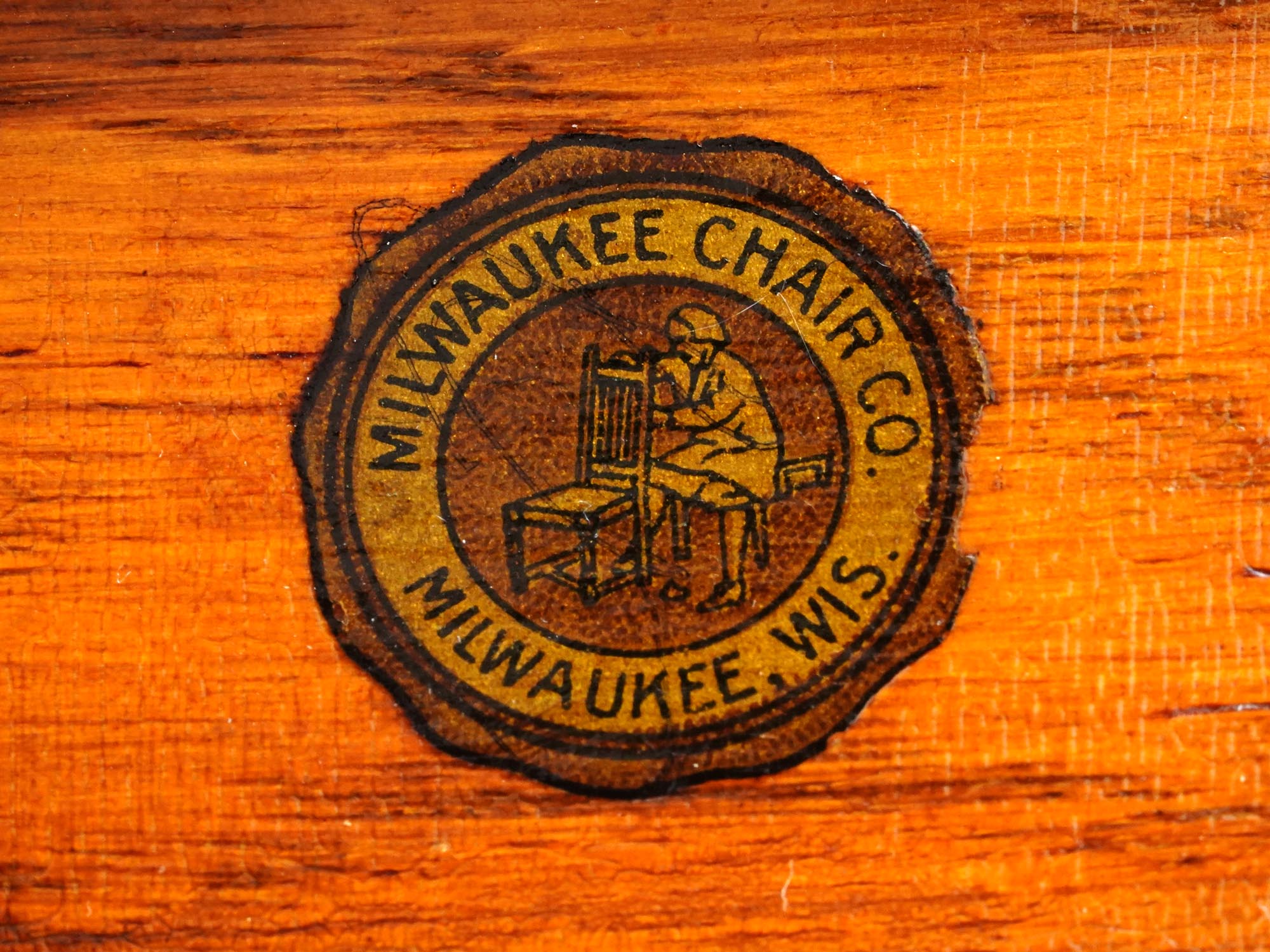 ANTIQUE AMERICAN WOODEN CHAIR BY MILWAUKEE CHAIR CO. PIC-11