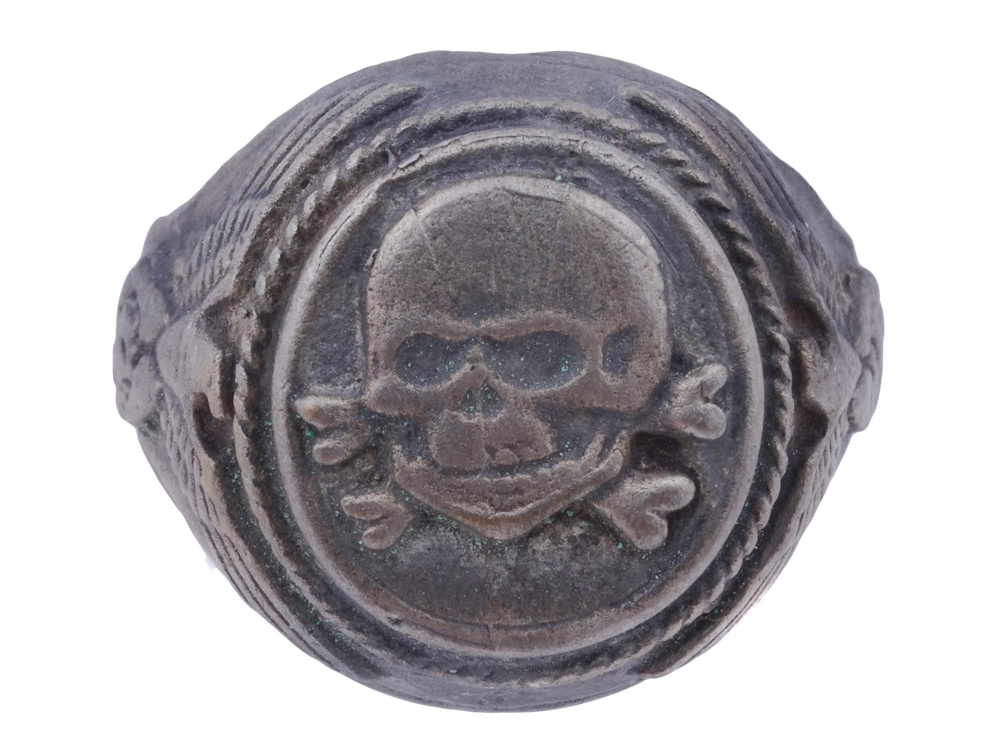 WWII NAZI GERMAN WAFFEN SS TOTENKOPF SIGNET RING PIC-0