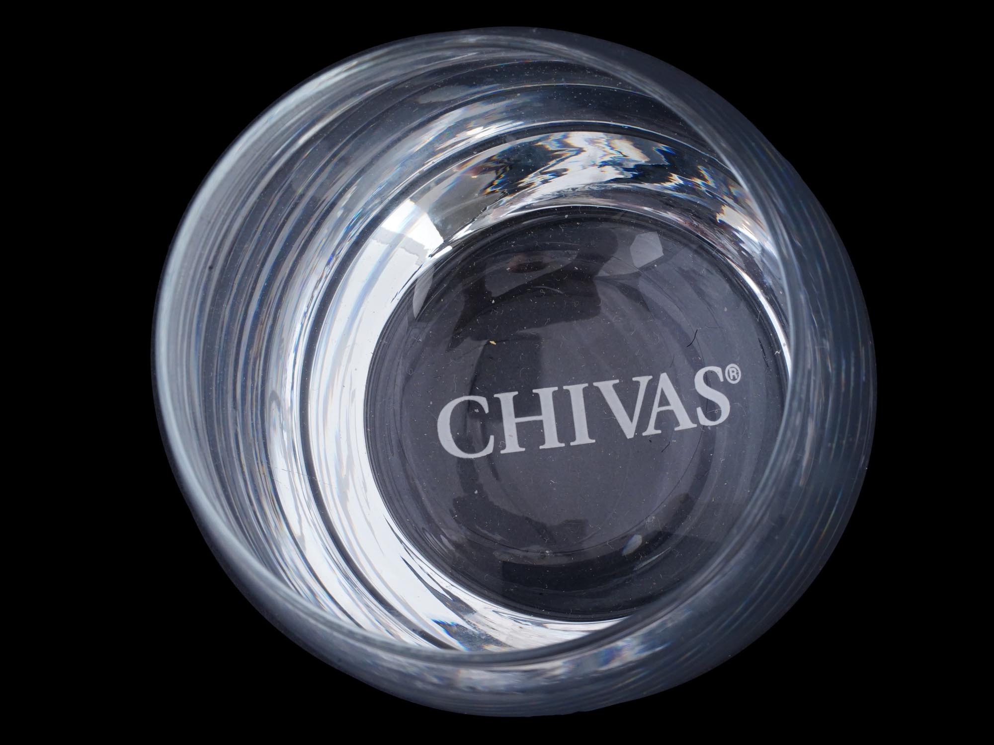 HEINEKEN BEER GLASSES AND CHIVAS WHISKEY GLASSES PIC-3