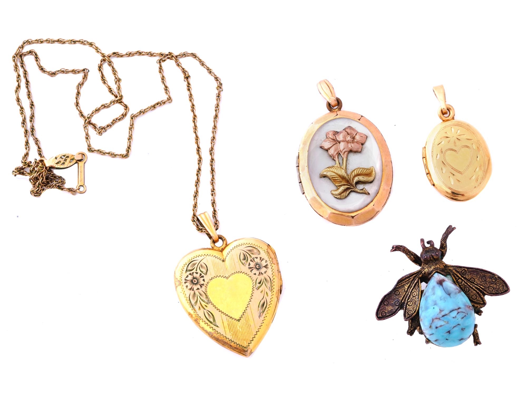 VINTAGE GOLD PLATED LOCKET PENDANTS AND PIN BROOCH PIC-0