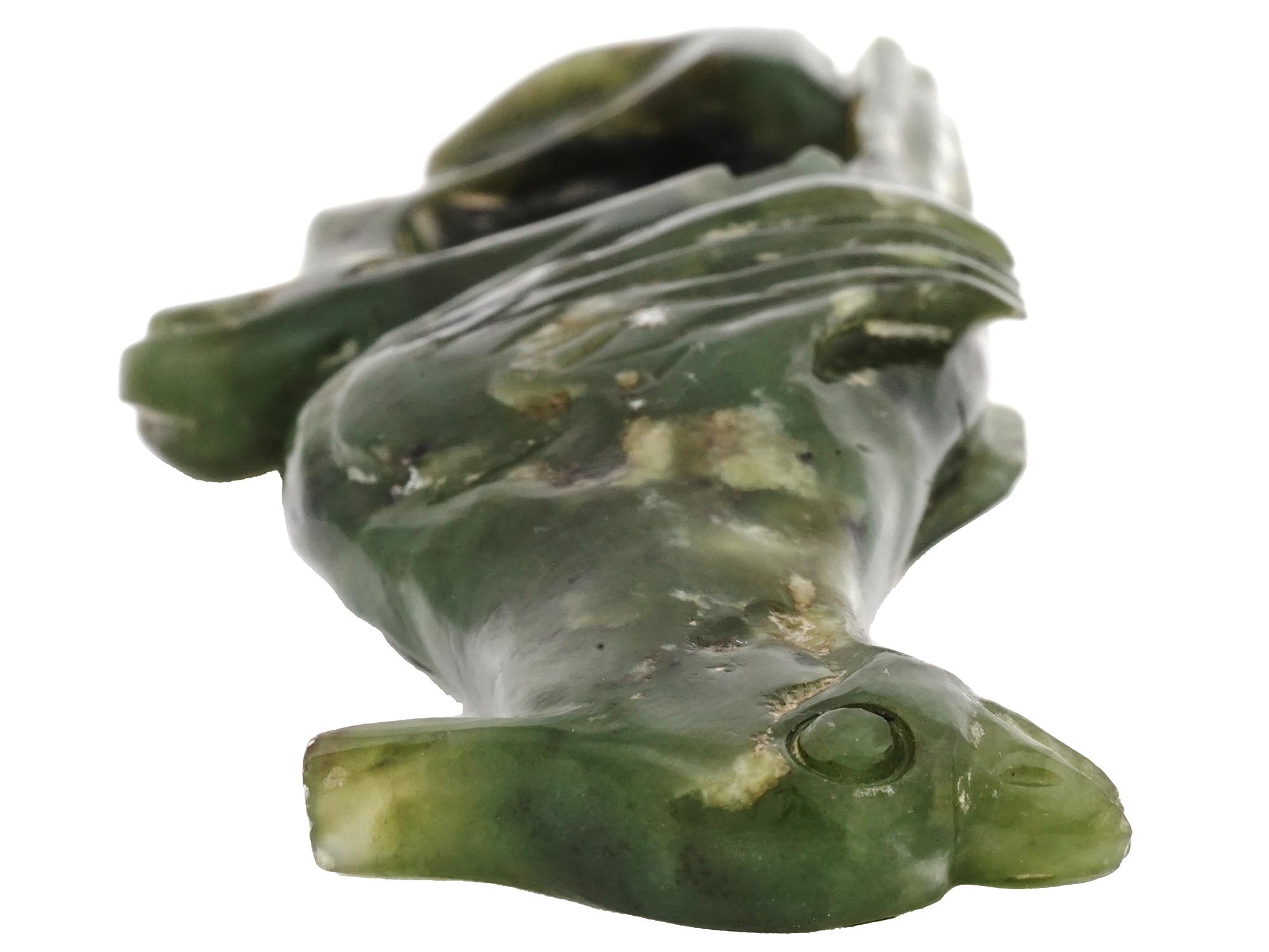 ANTIQUE CHINESE CARVED SPINACH JADE BIRD FIGURINE PIC-5