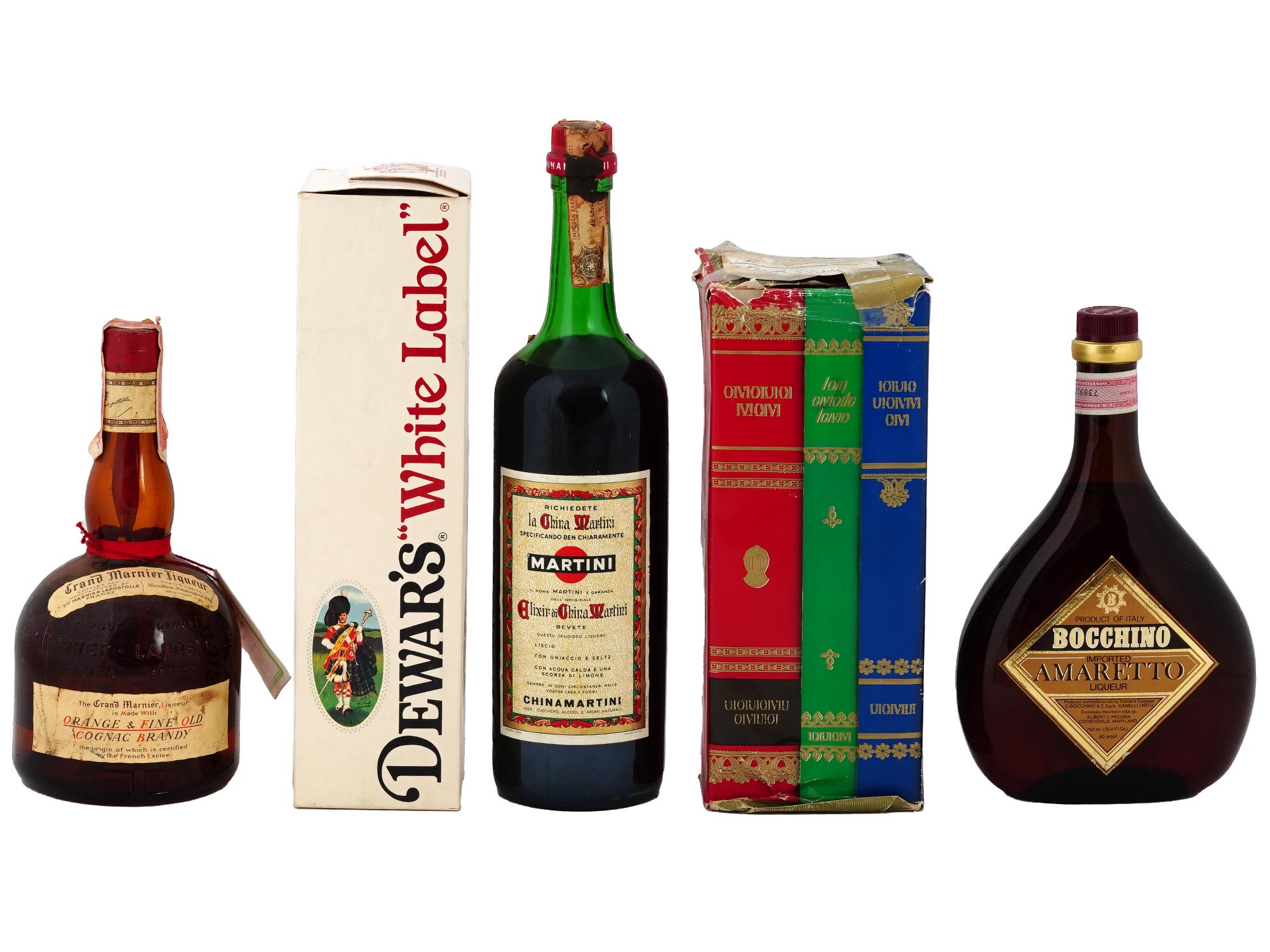 COLLECTION OF ALCOHOL DRINKS IN VINTAGE BOTTLES PIC-0
