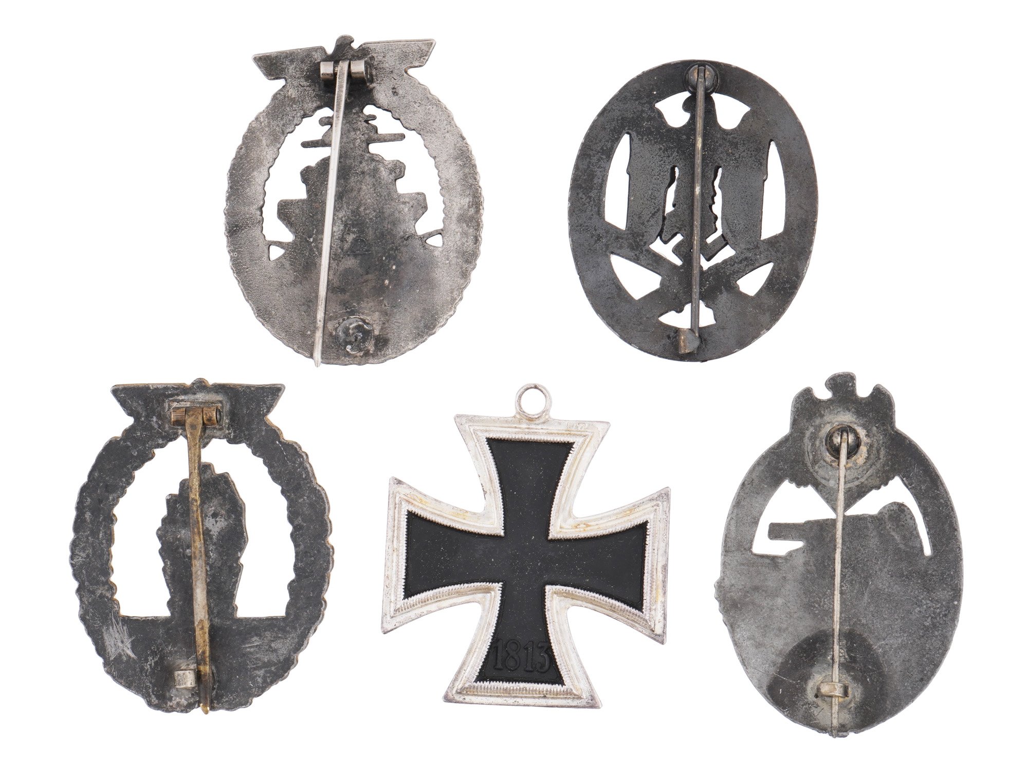 FOUR WWII NAZI GERMAN BADGES AND IRON CROSS MEDAL PIC-1