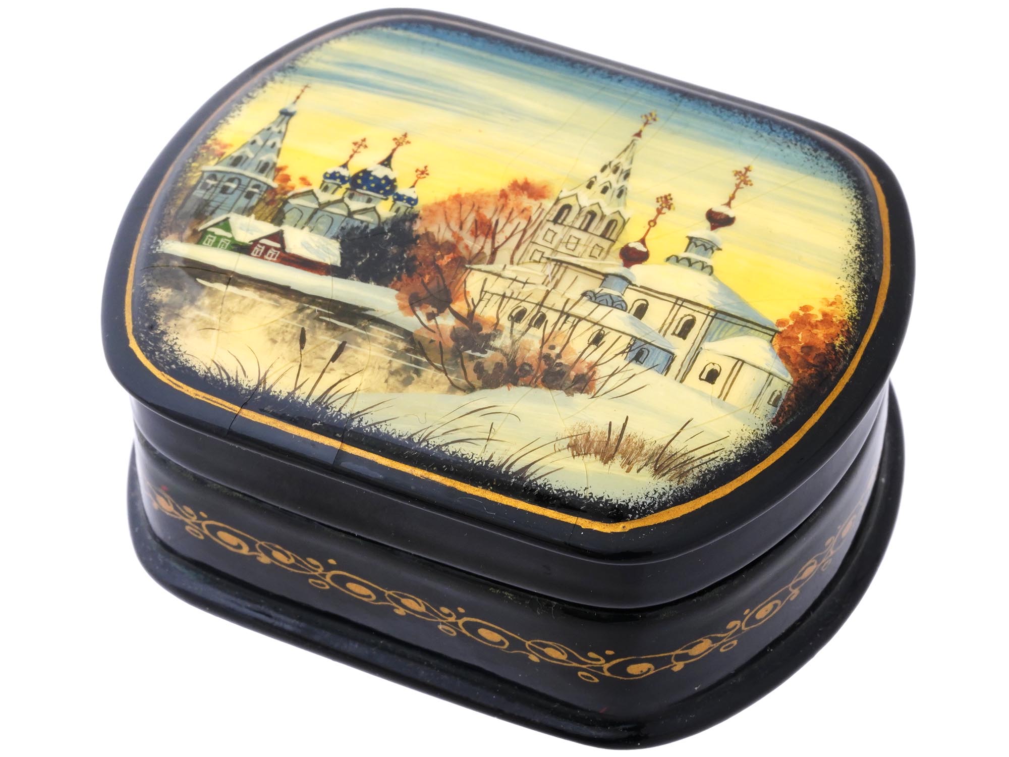 VINTAGE RUSSIAN SUZDAL LACQUER WOODEN TRINKET BOX PIC-0