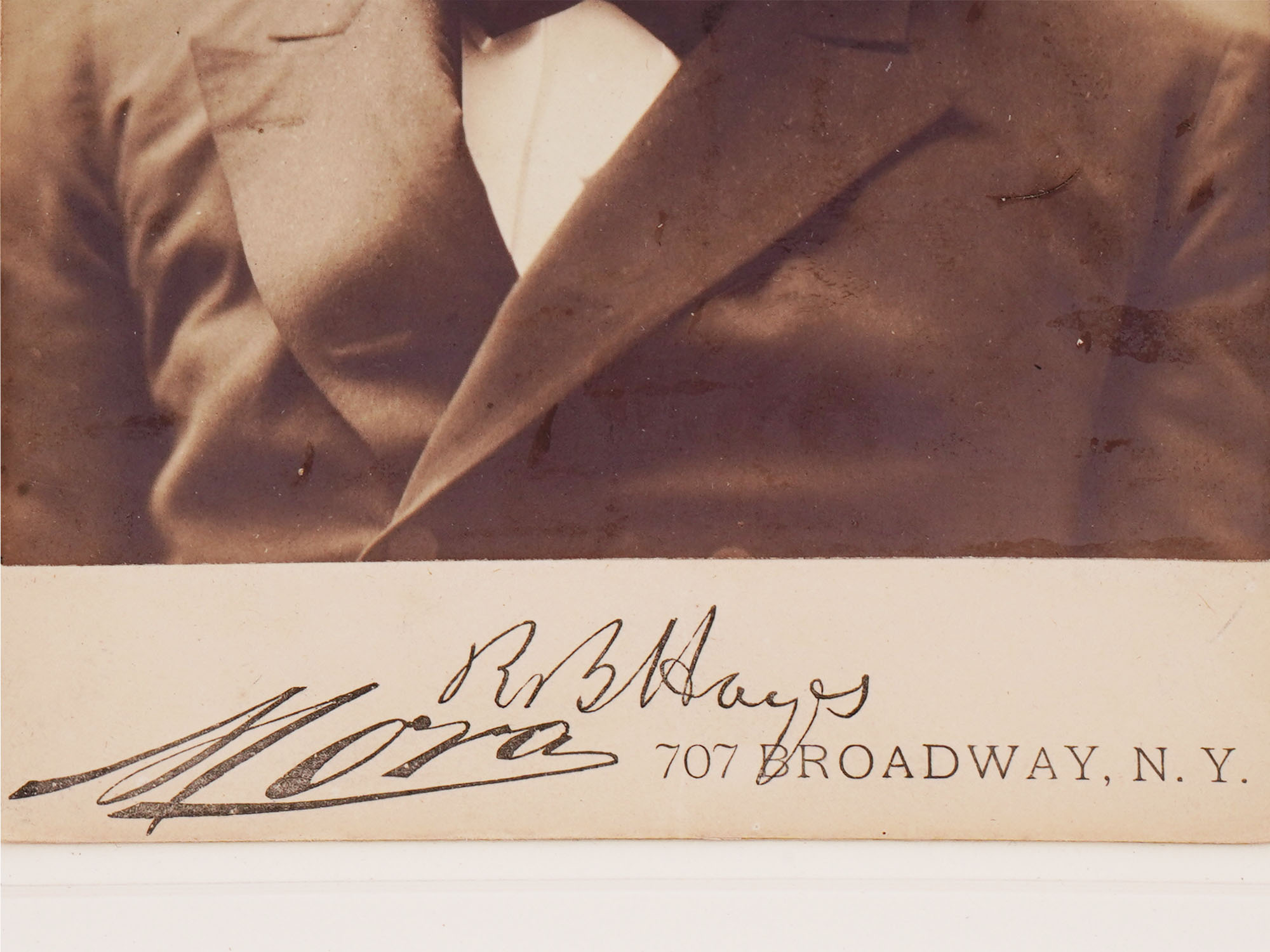 AUTOGRAPHED PHOTO OF PRESIDENT RUTHERFORD HAYES PIC-2