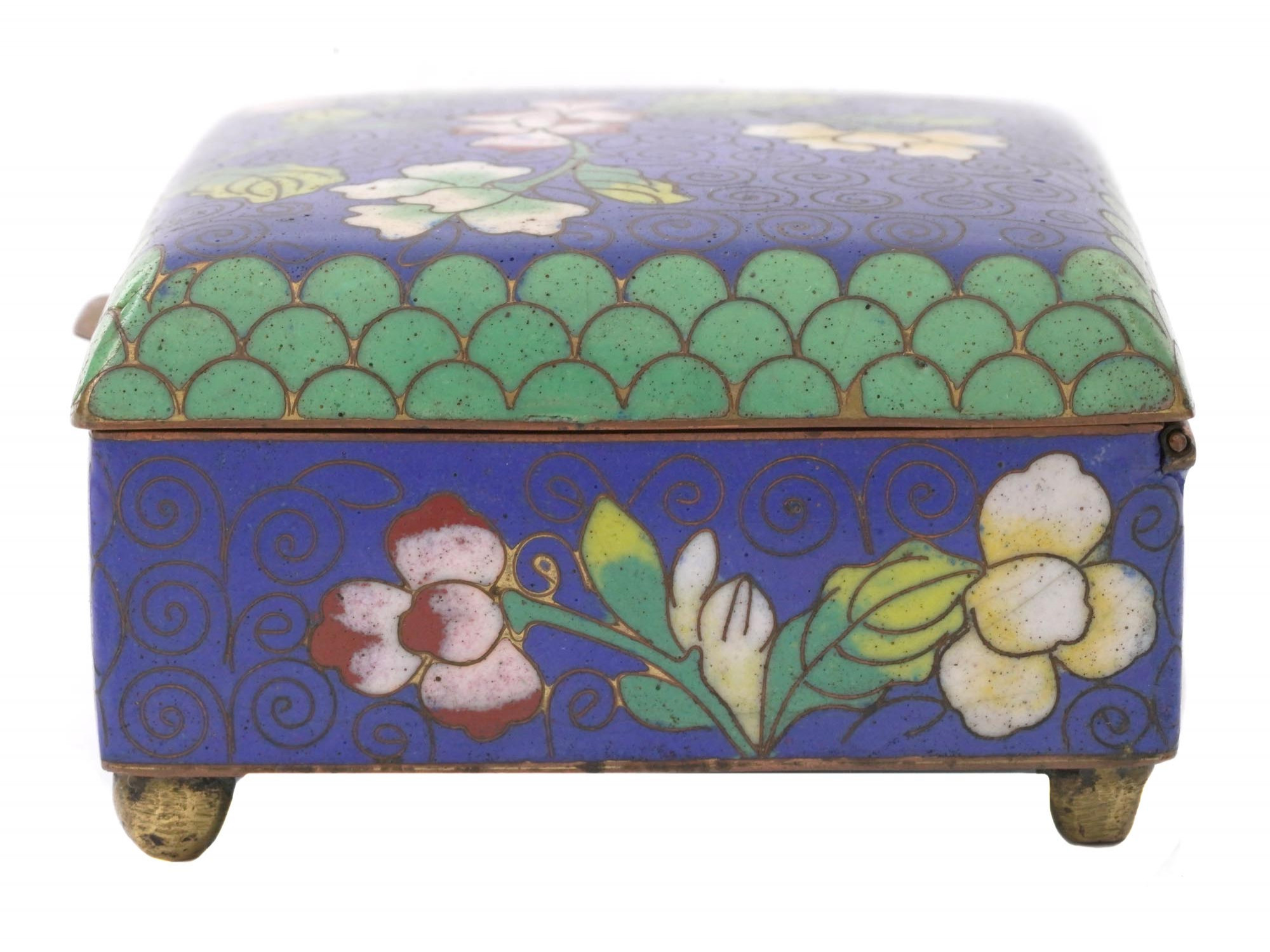 ANTIQUE CHINESE COVERED FLORAL CLOISONNE ENAMEL BOX PIC-3
